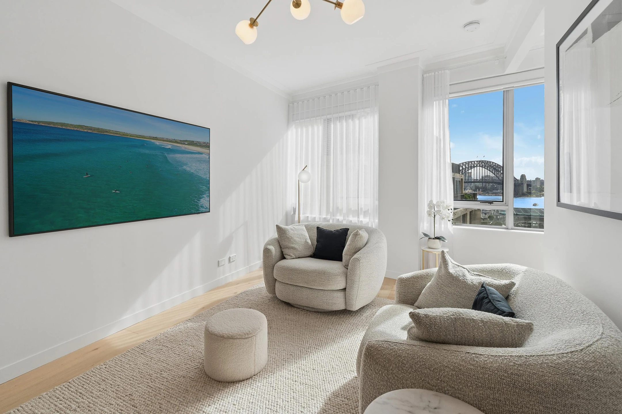 Property enquiry form background image