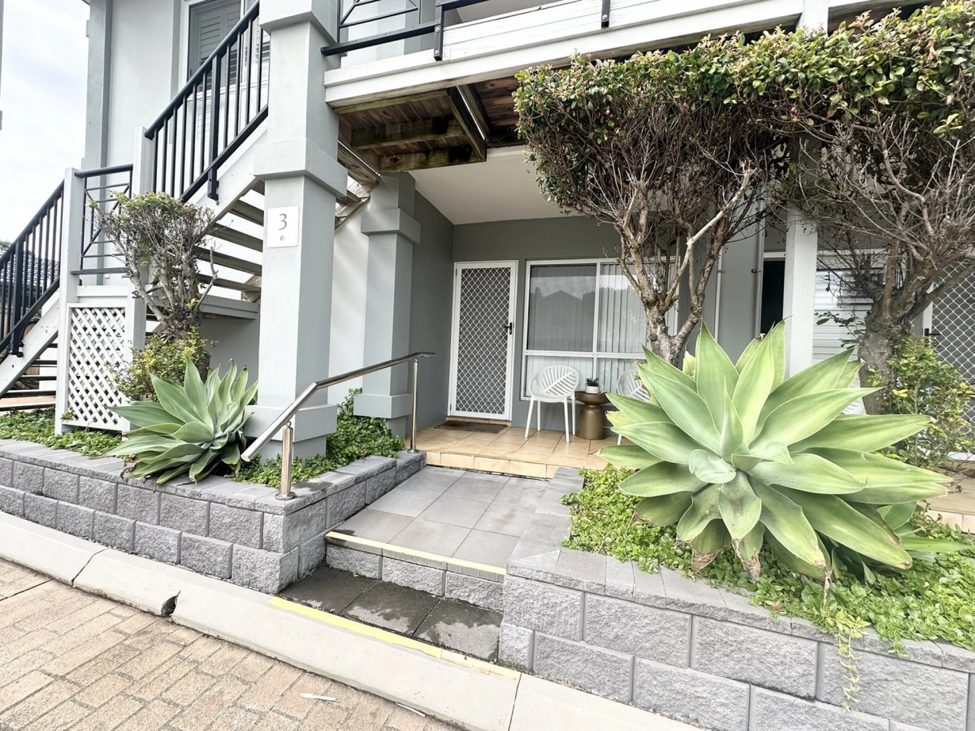 Property enquiry form background image