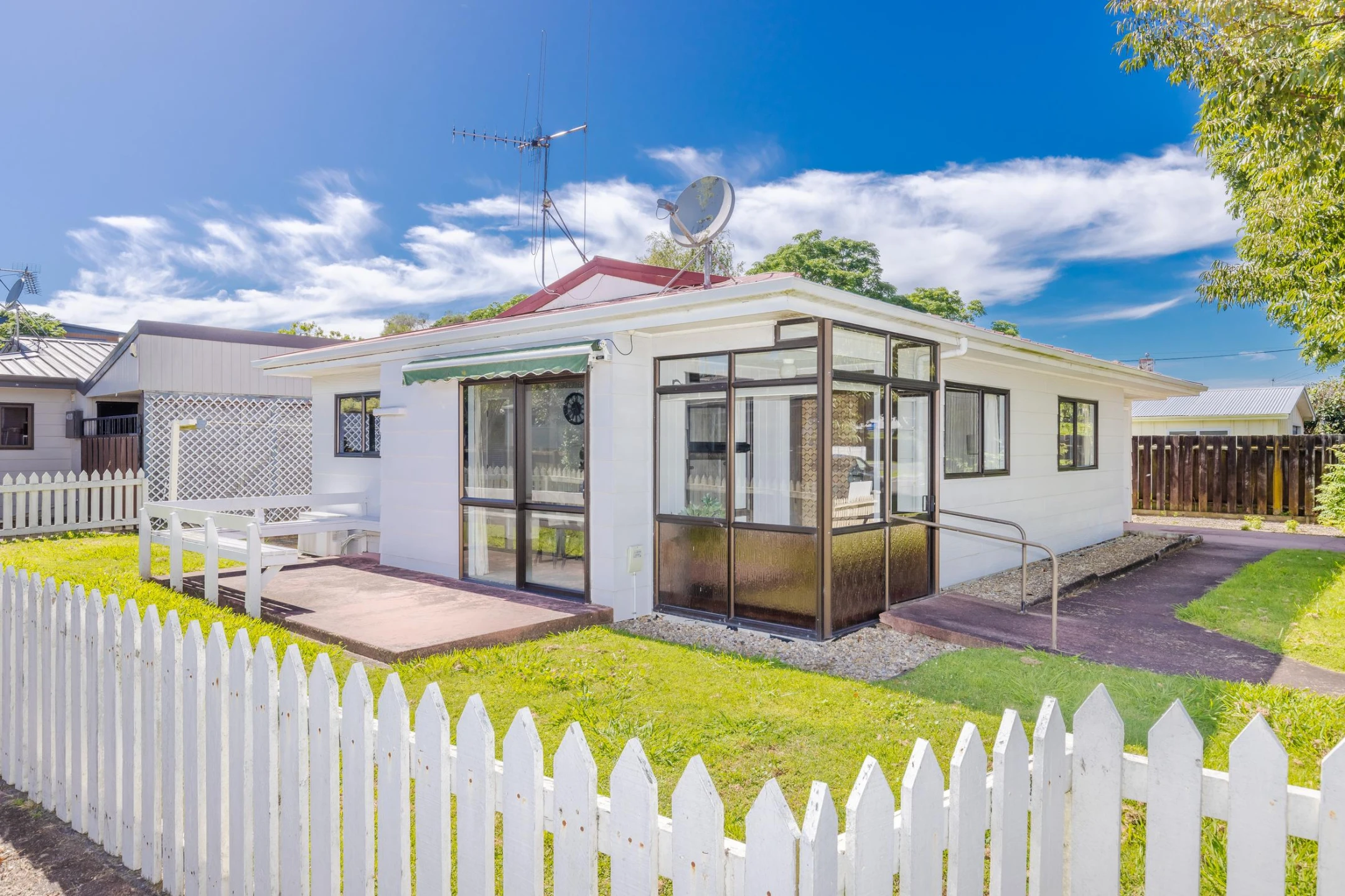 Property enquiry form background image