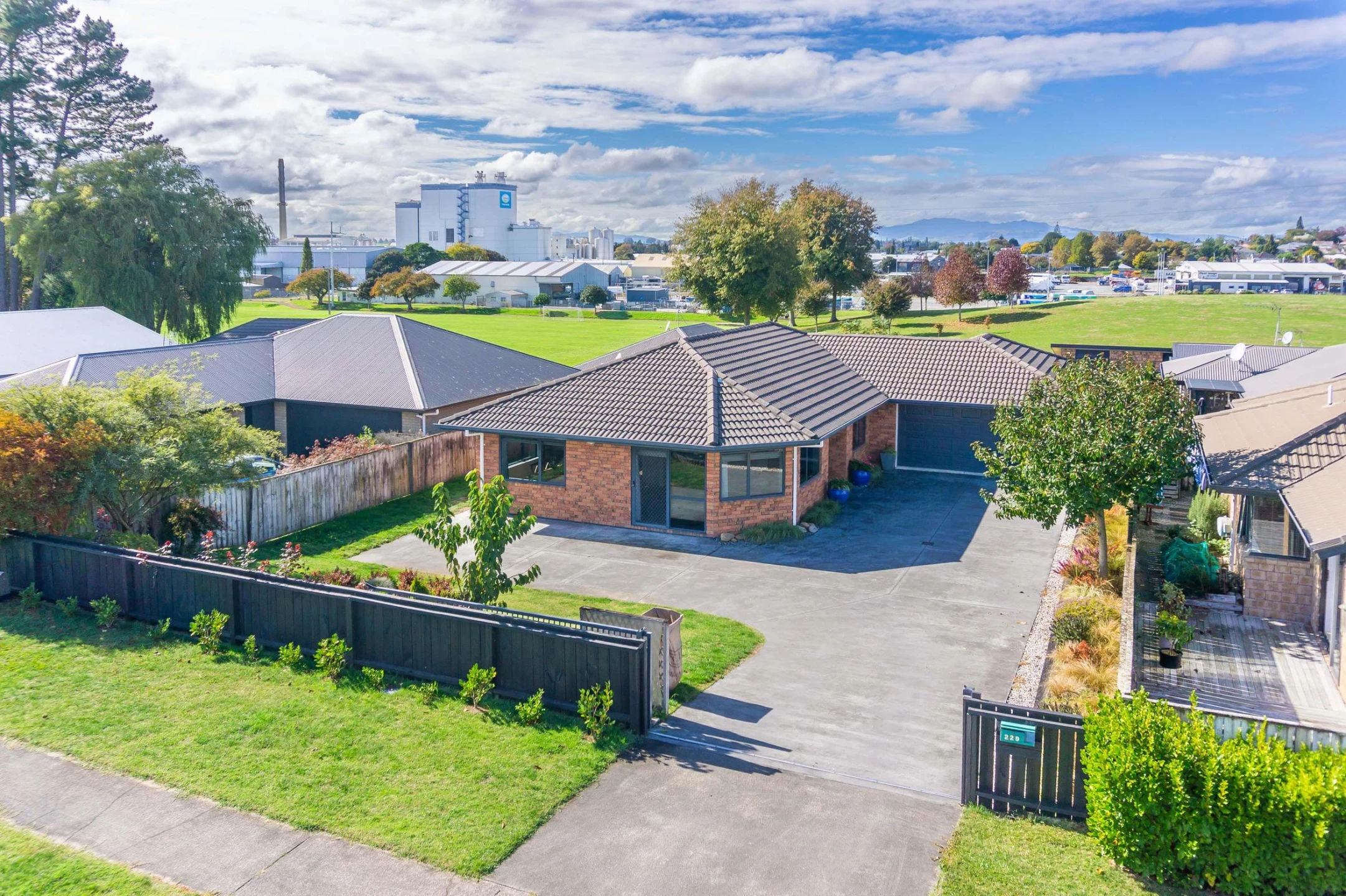 Property enquiry form background image