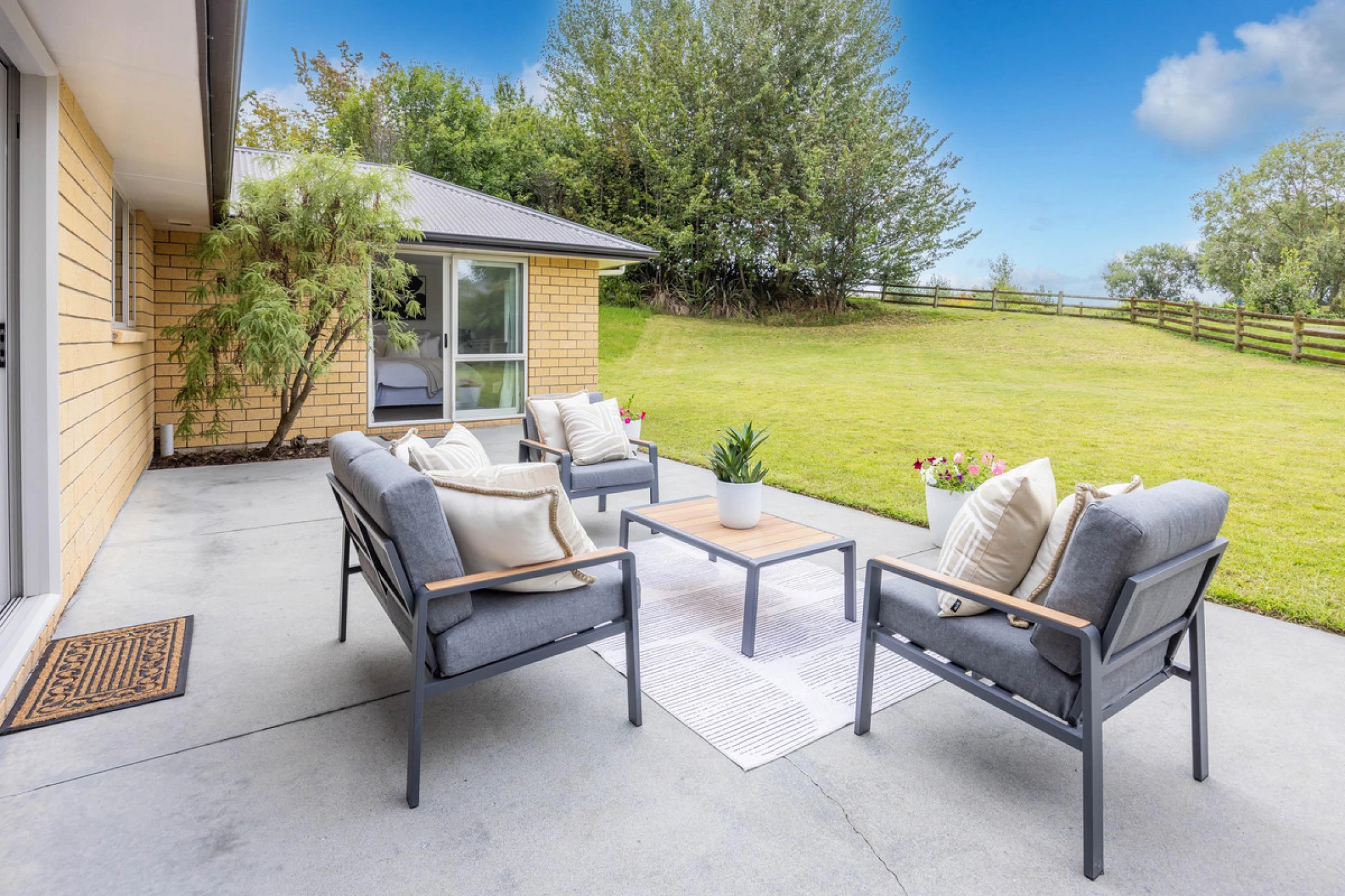 Property enquiry form background image