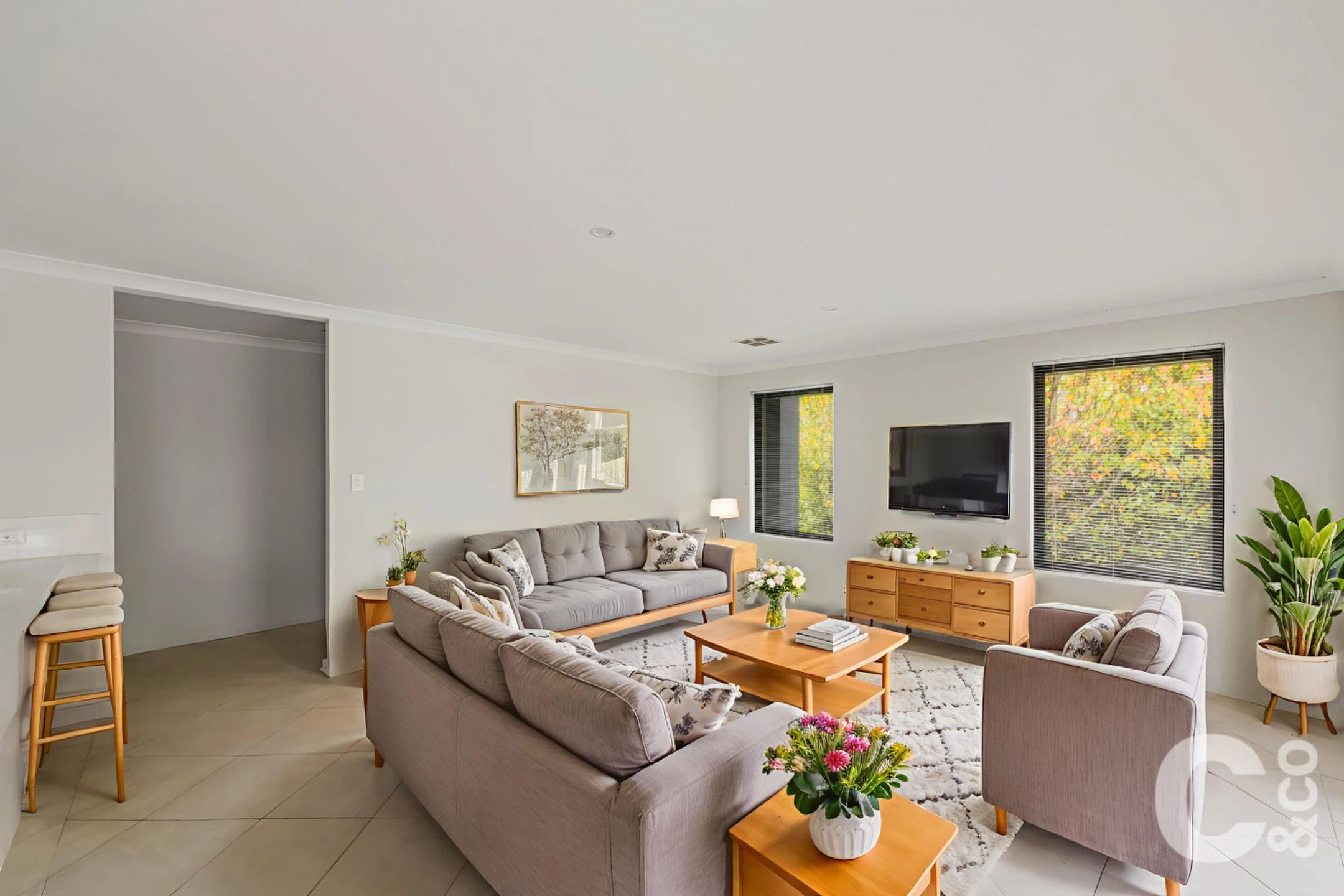 Property enquiry form background image