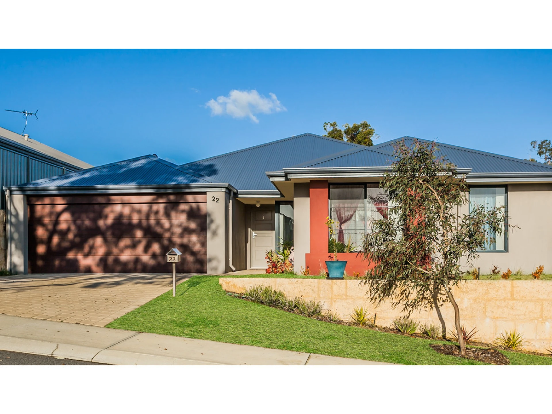 Listing image