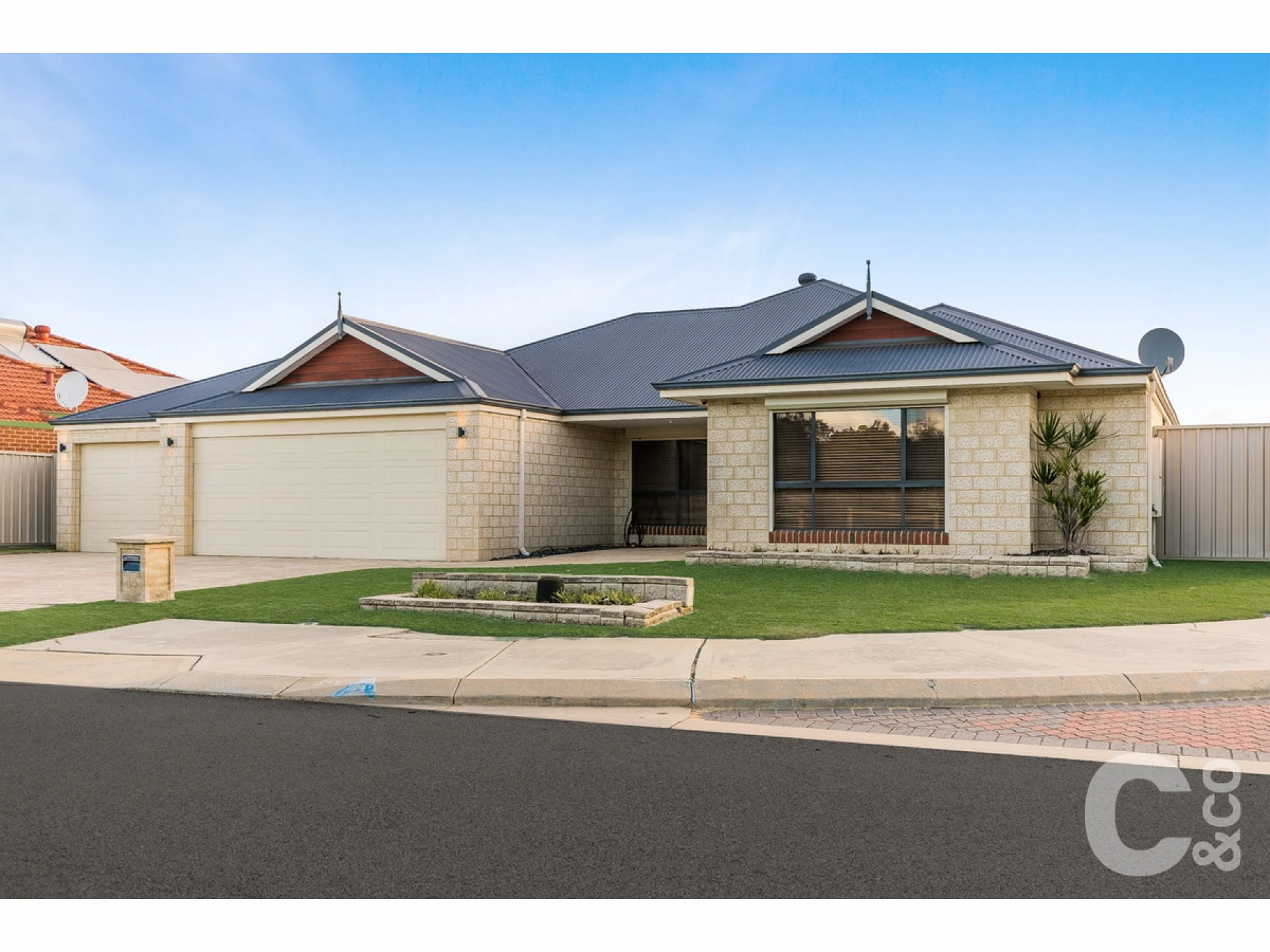 Property enquiry form background image