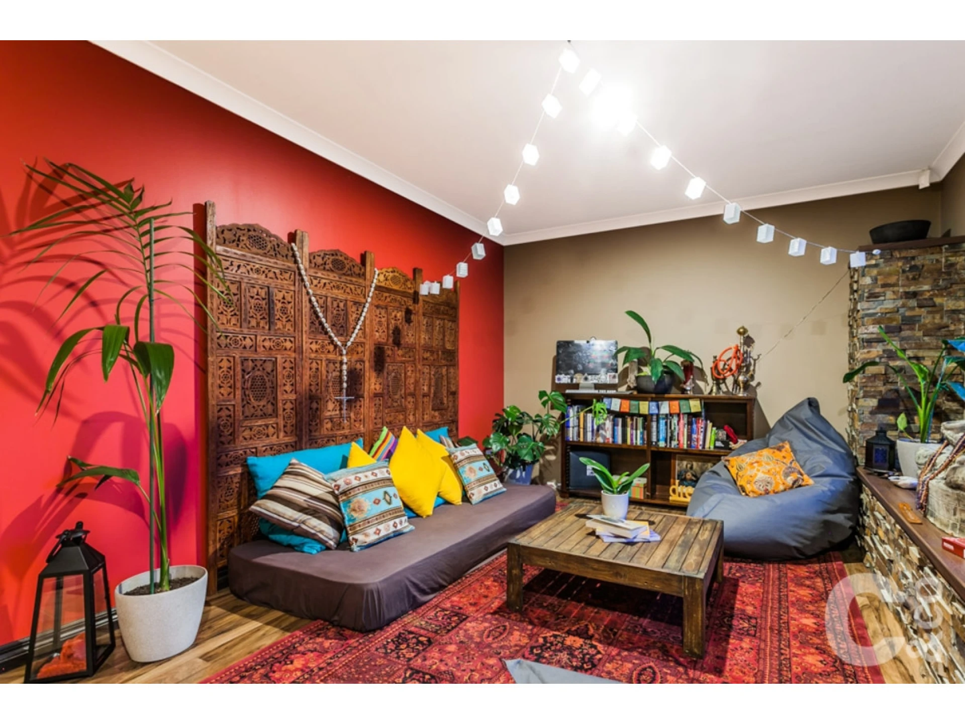 Property enquiry form background image