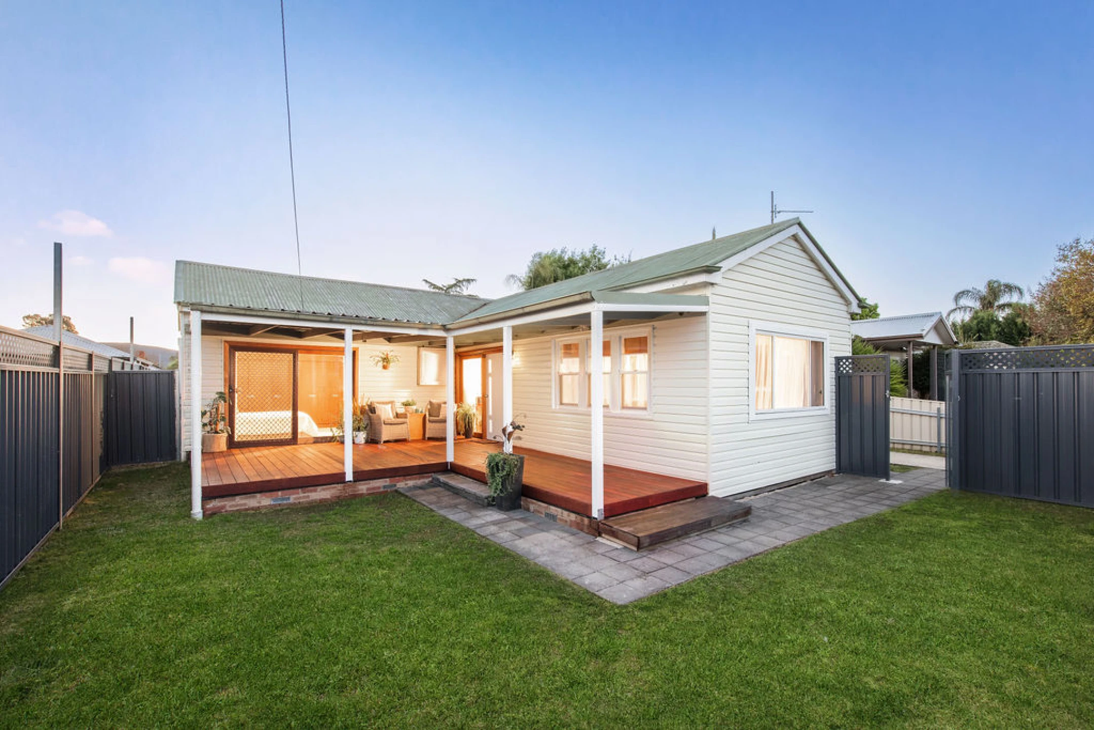 Property enquiry form background image