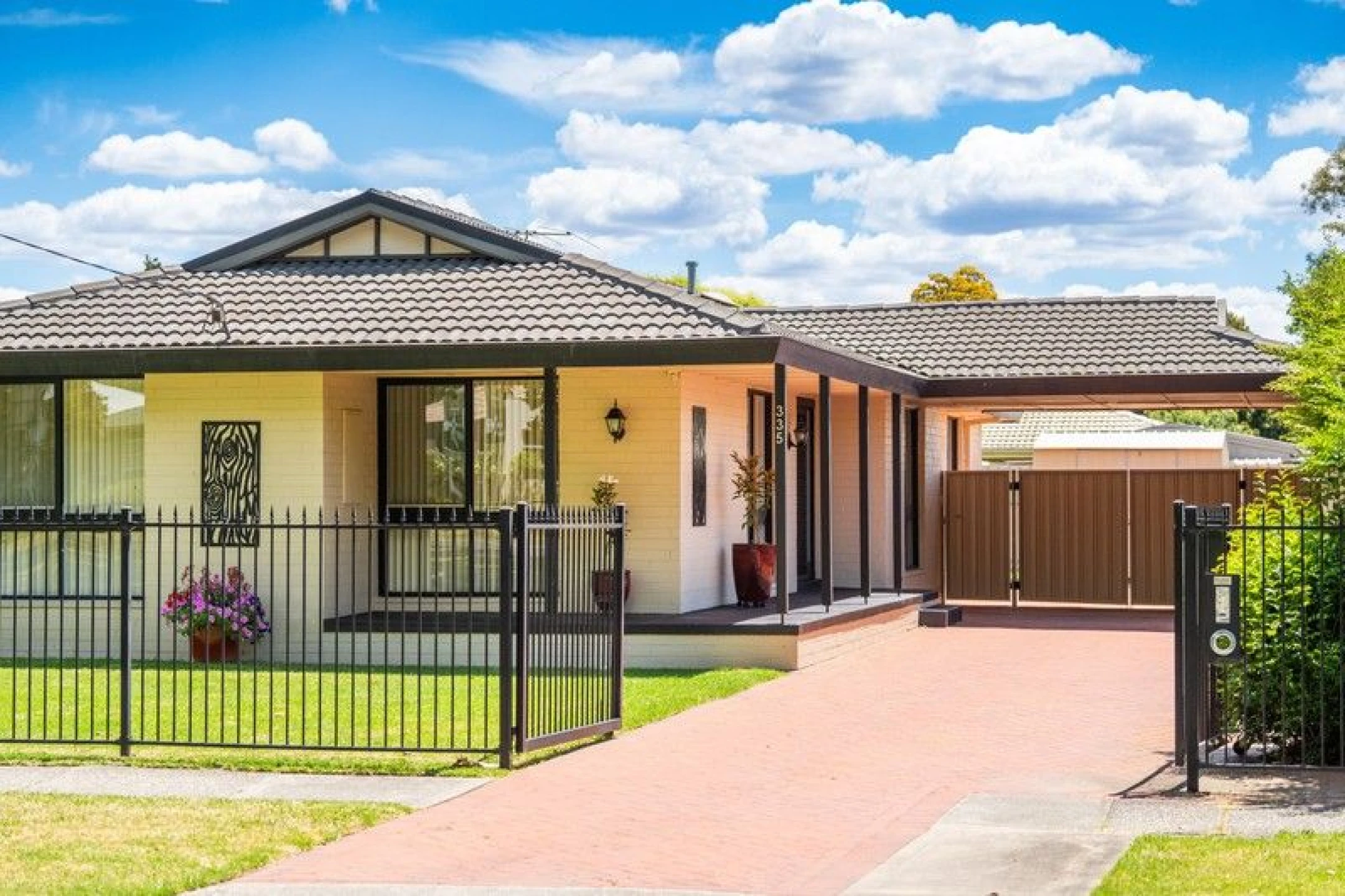 Property enquiry form background image