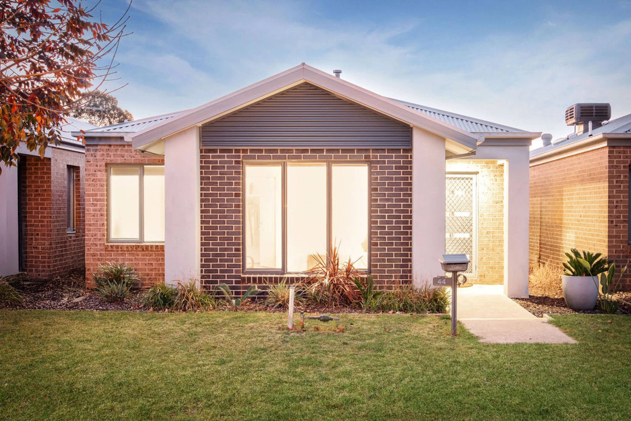 Property enquiry form background image