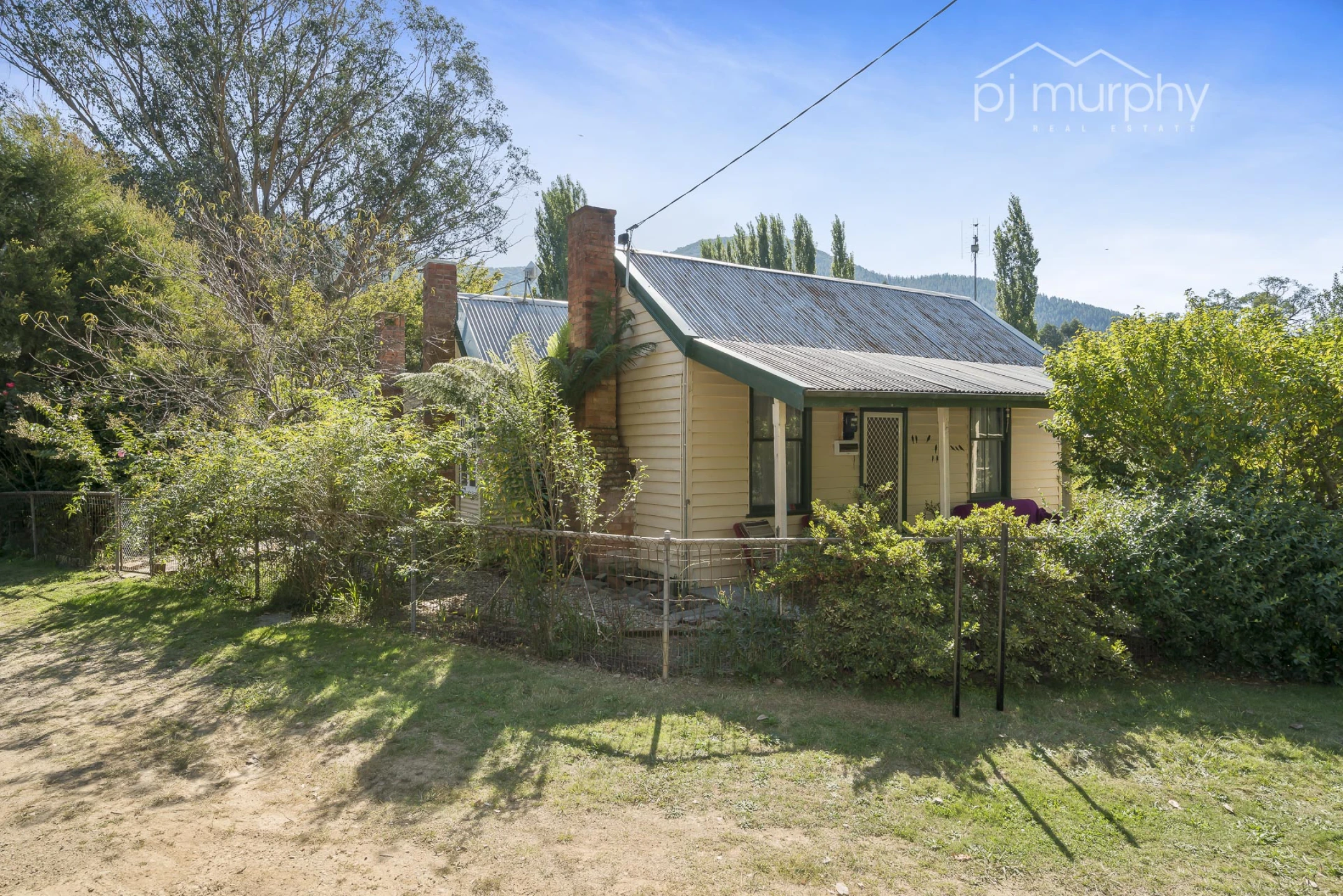Property enquiry form background image