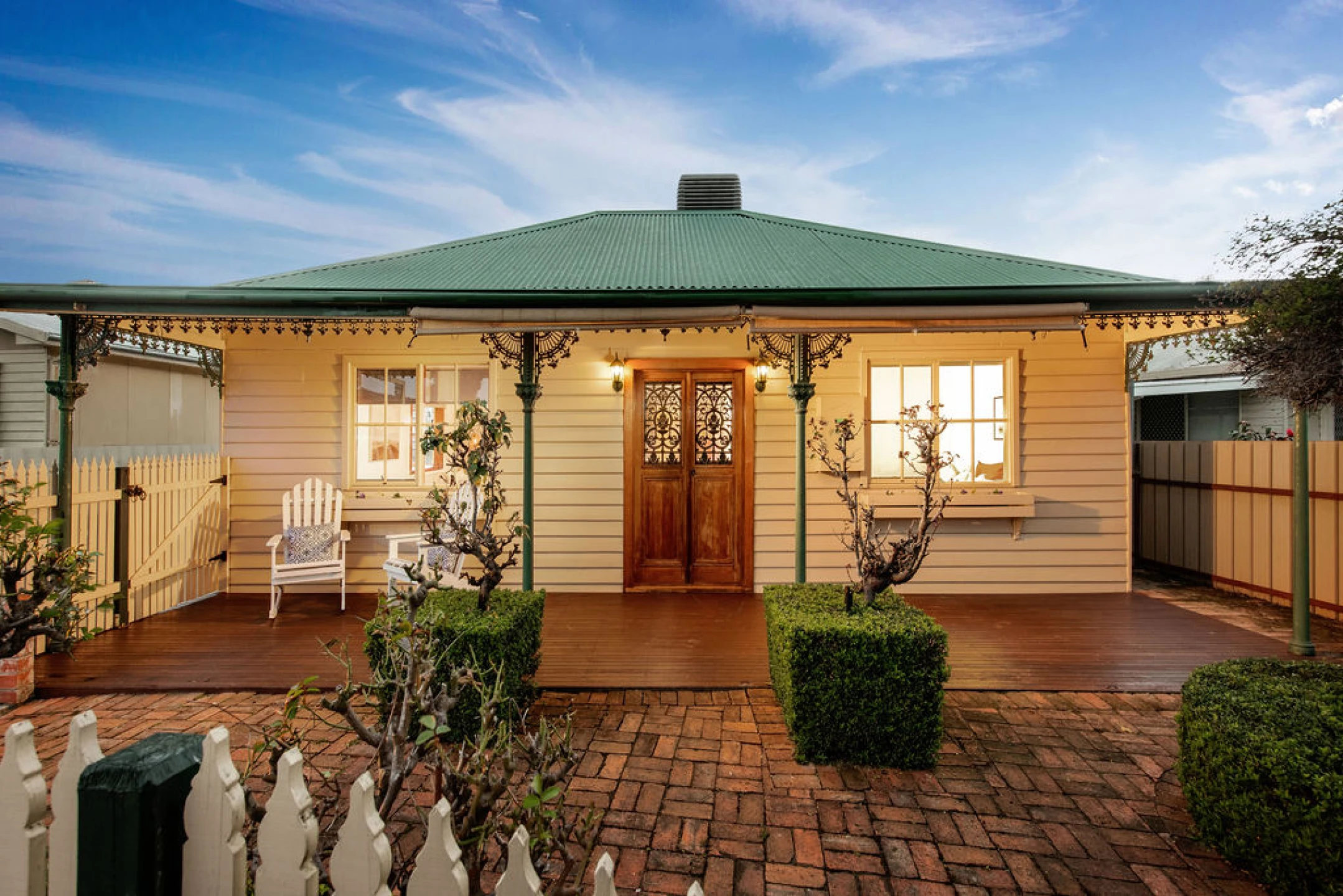 Property enquiry form background image