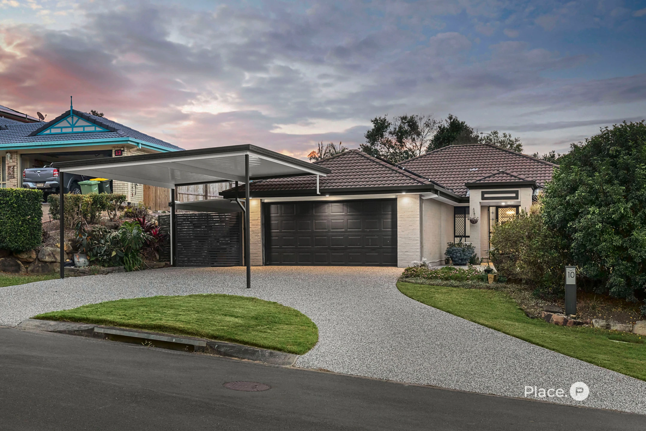 Property enquiry form background image