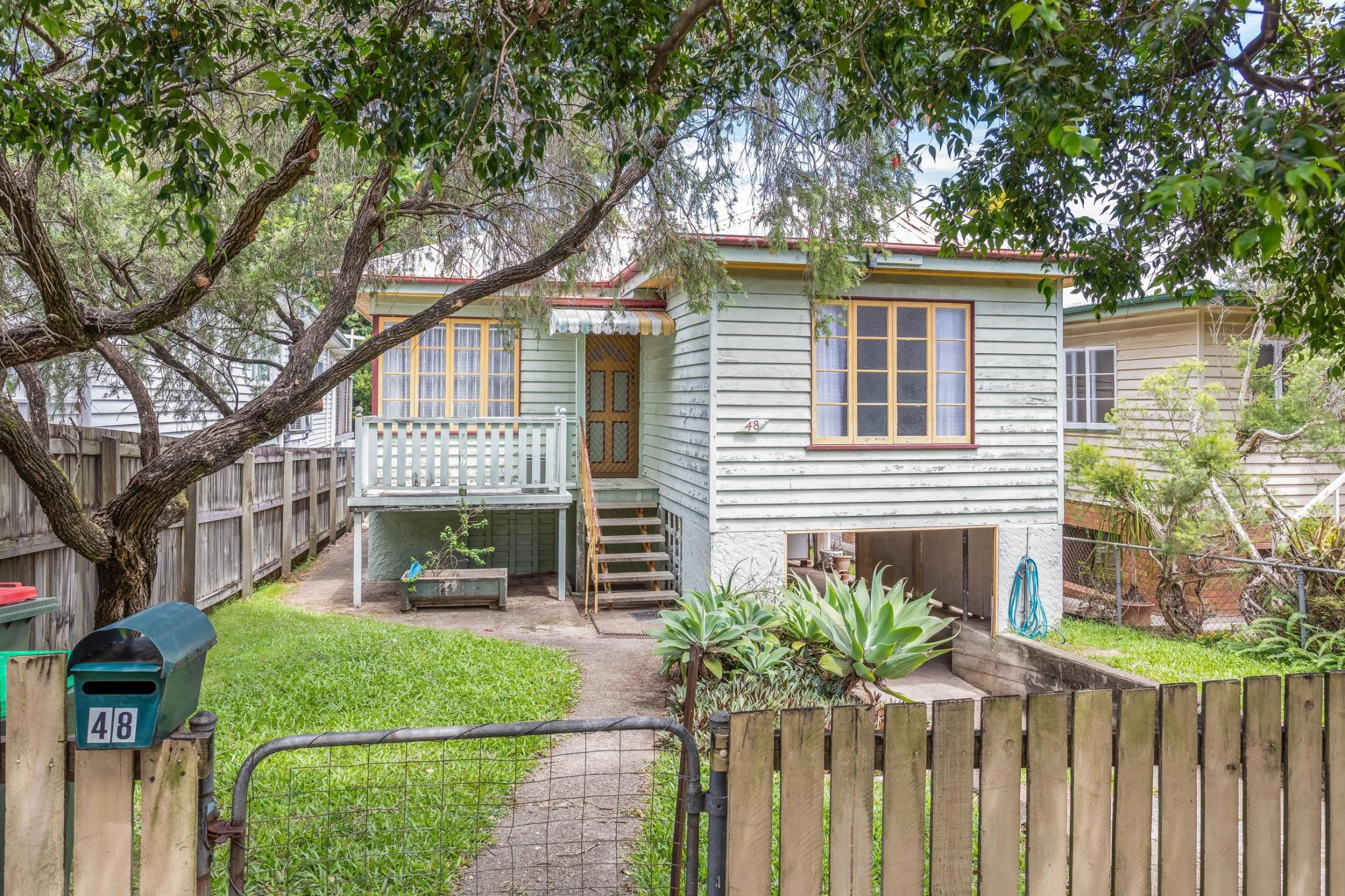 Property enquiry form background image