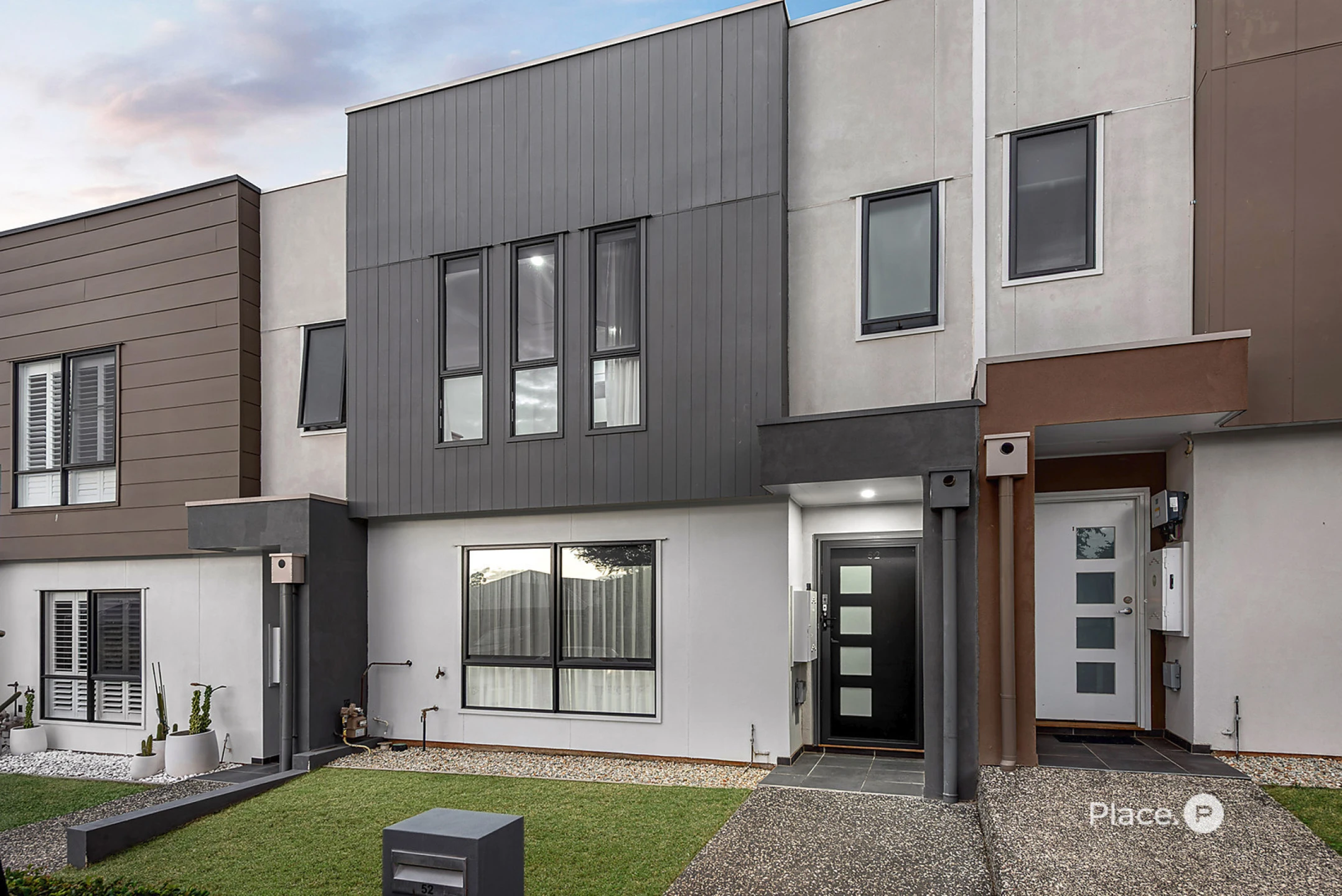 Property enquiry form background image