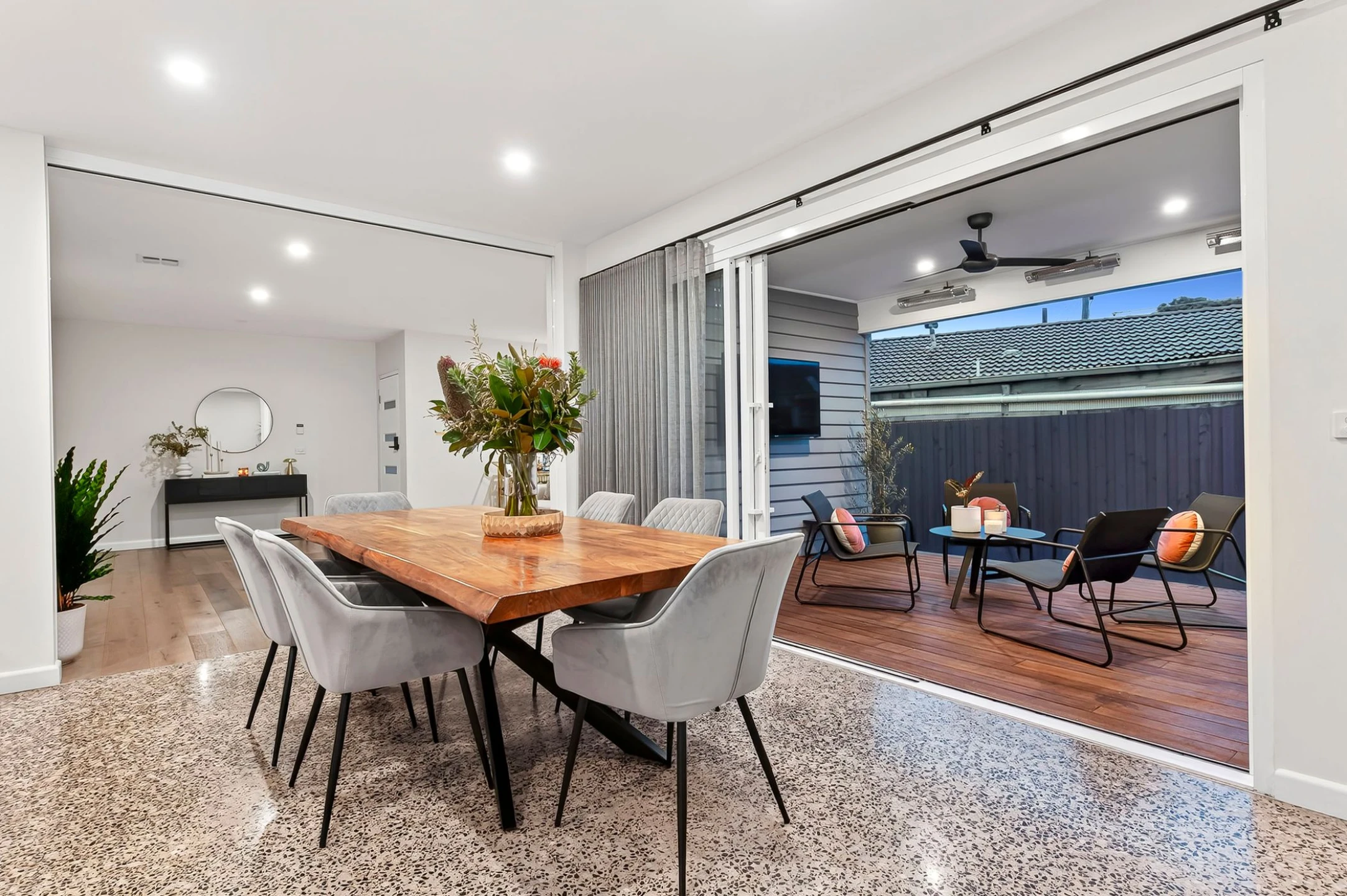 Property enquiry form background image