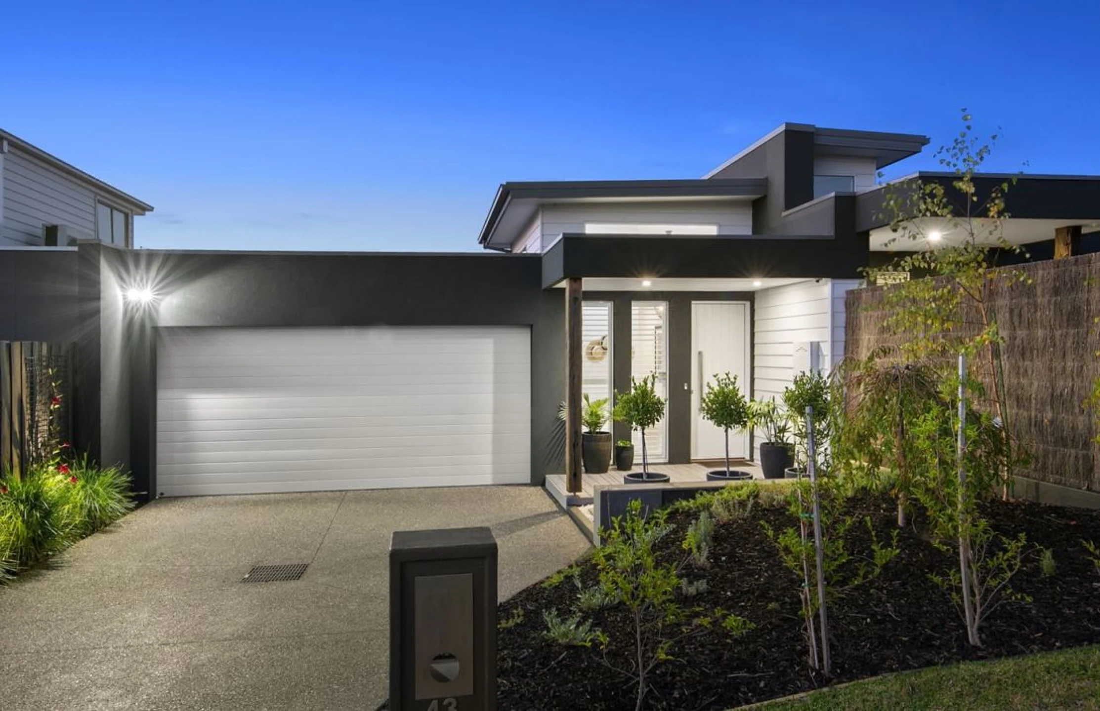 Property enquiry form background image