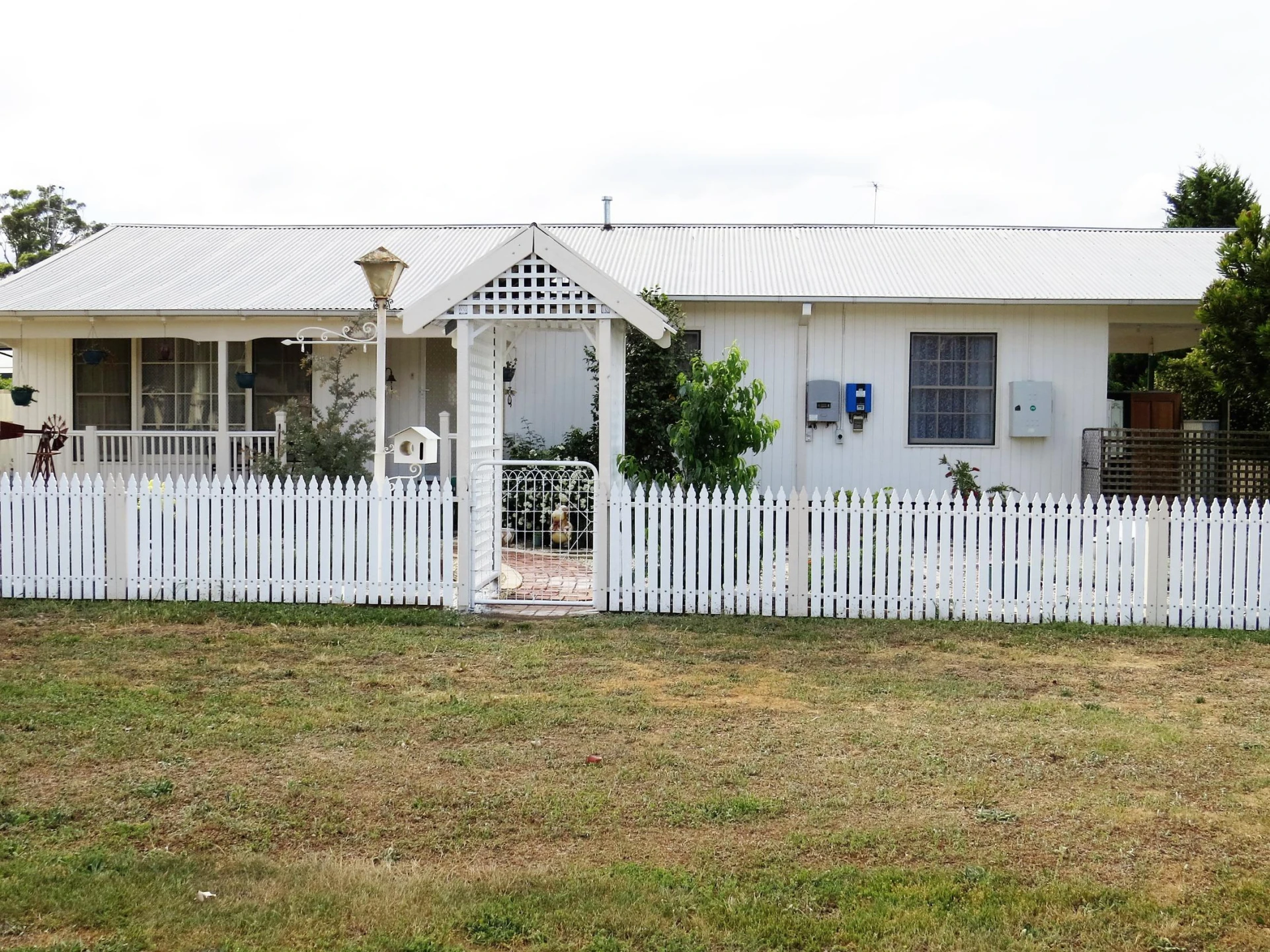 Property enquiry form background image