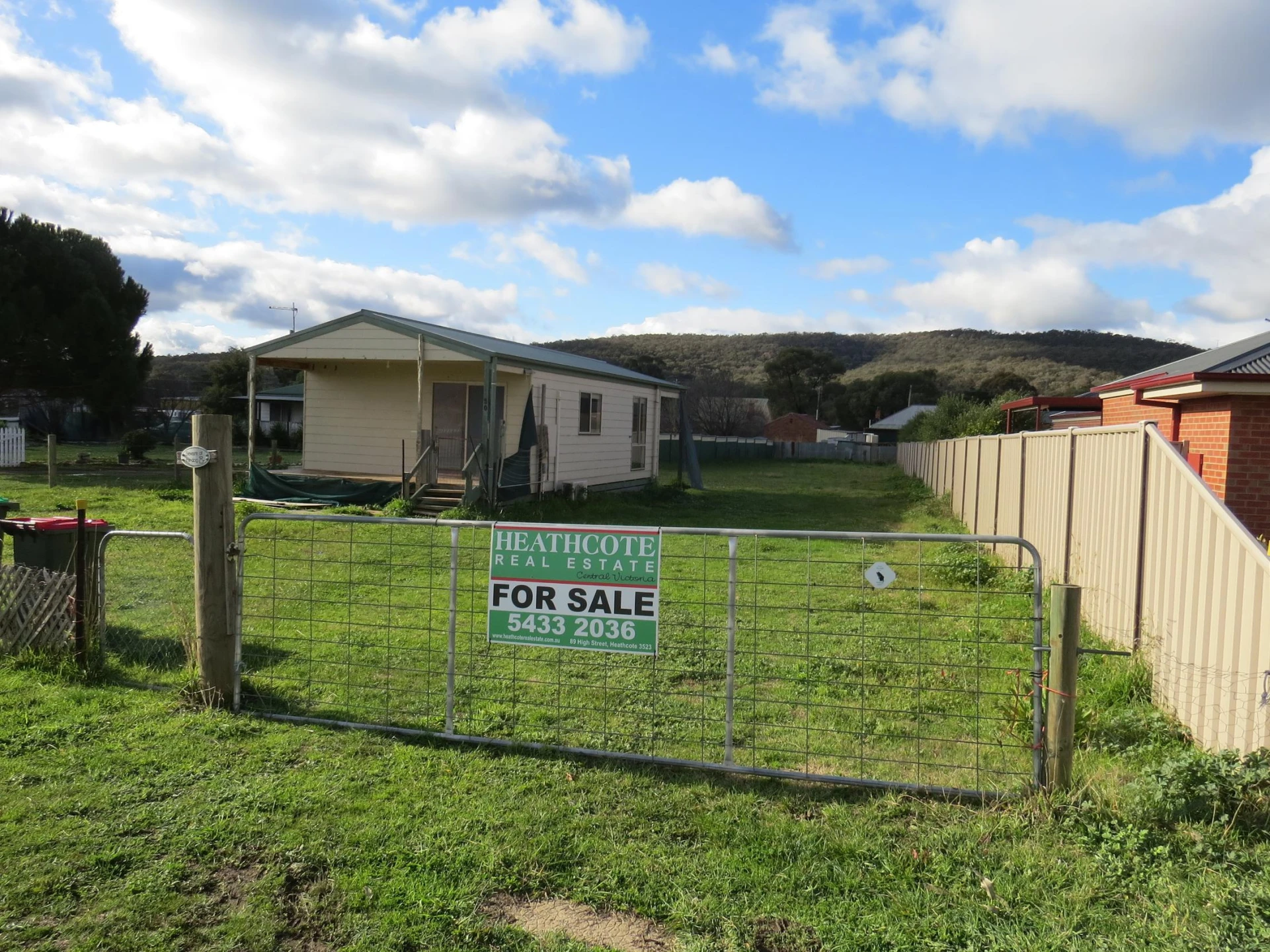 Property enquiry form background image