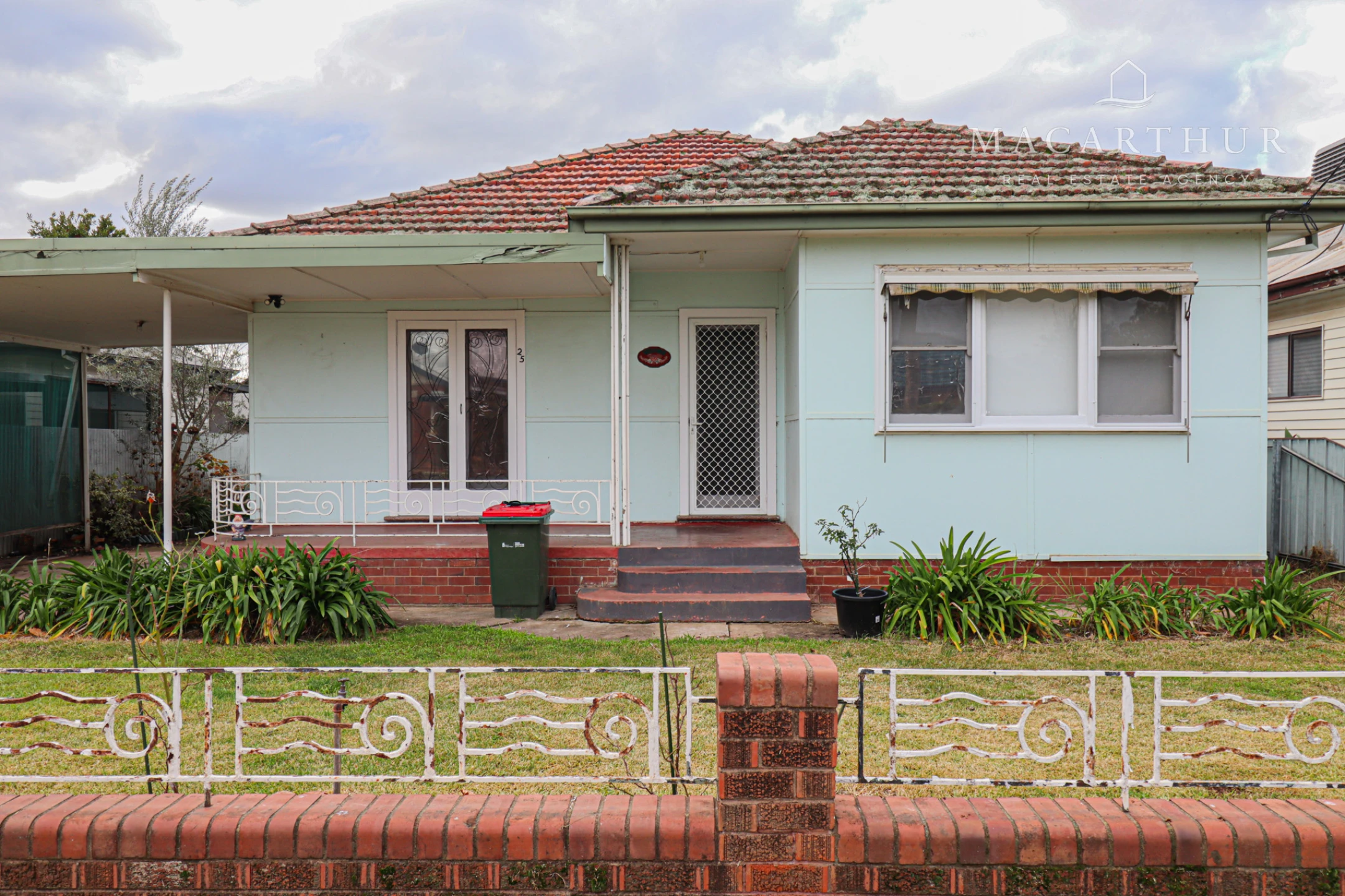 Property enquiry form background image