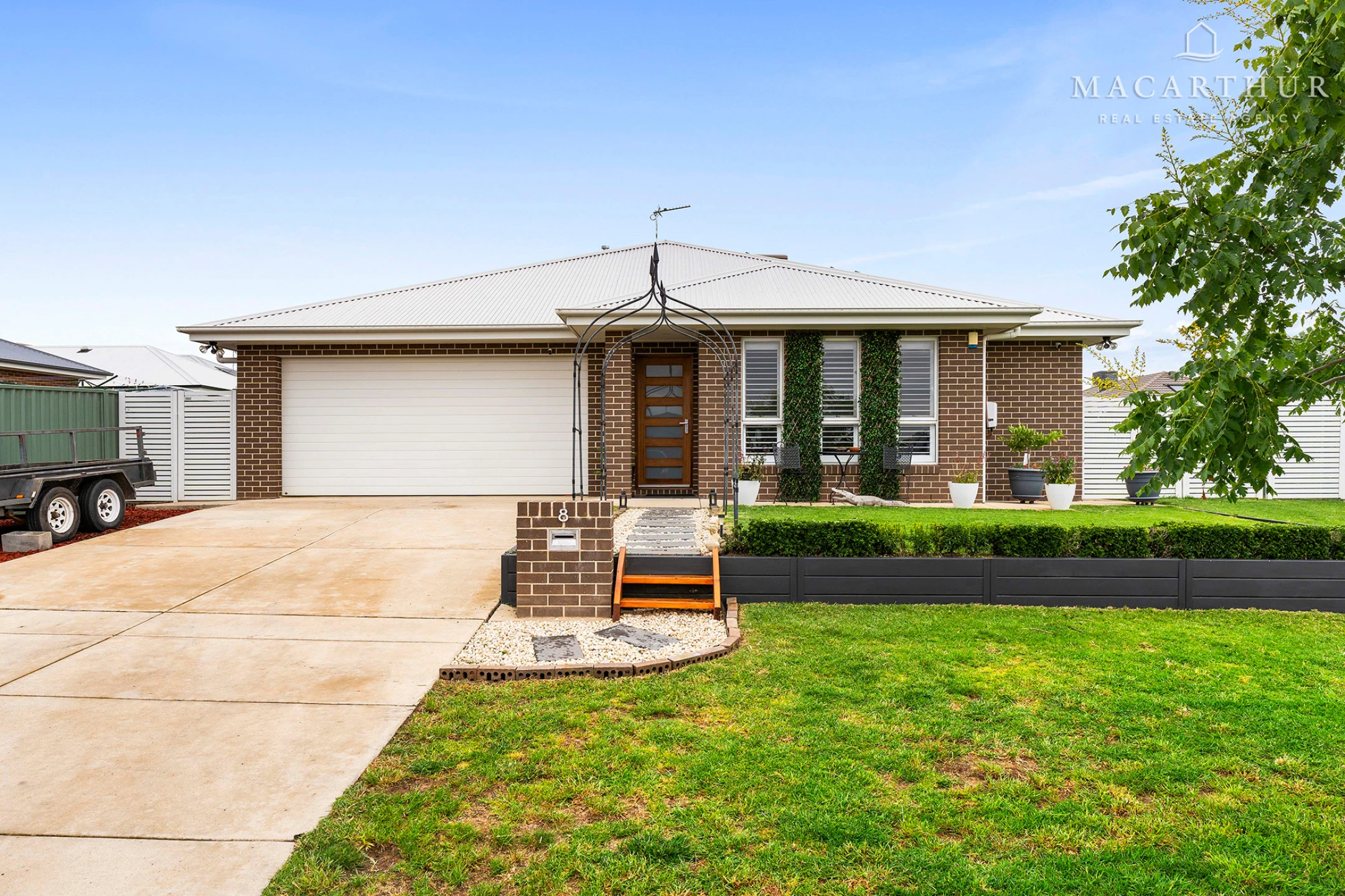 Property enquiry form background image