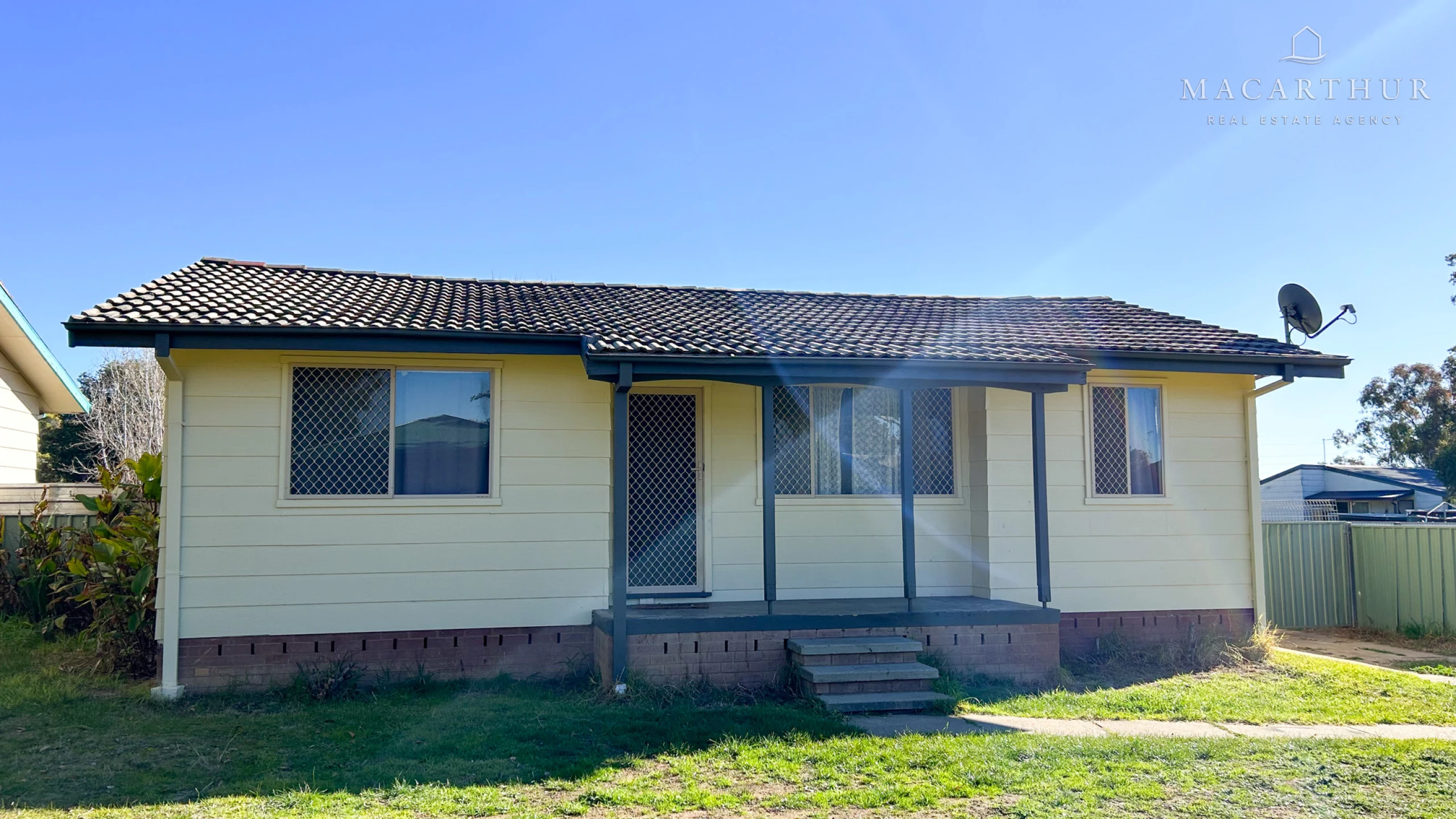 Property enquiry form background image