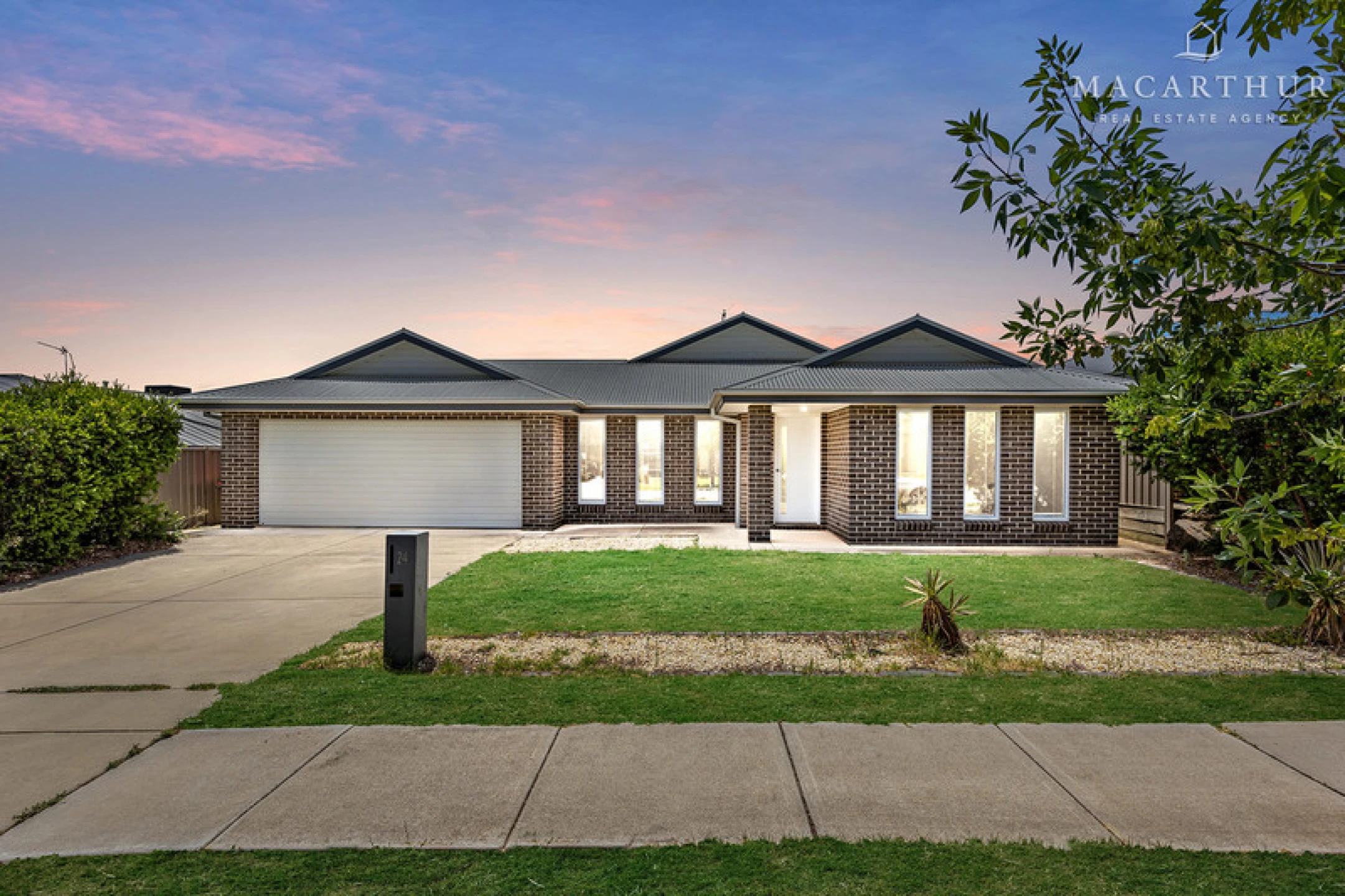 Property enquiry form background image