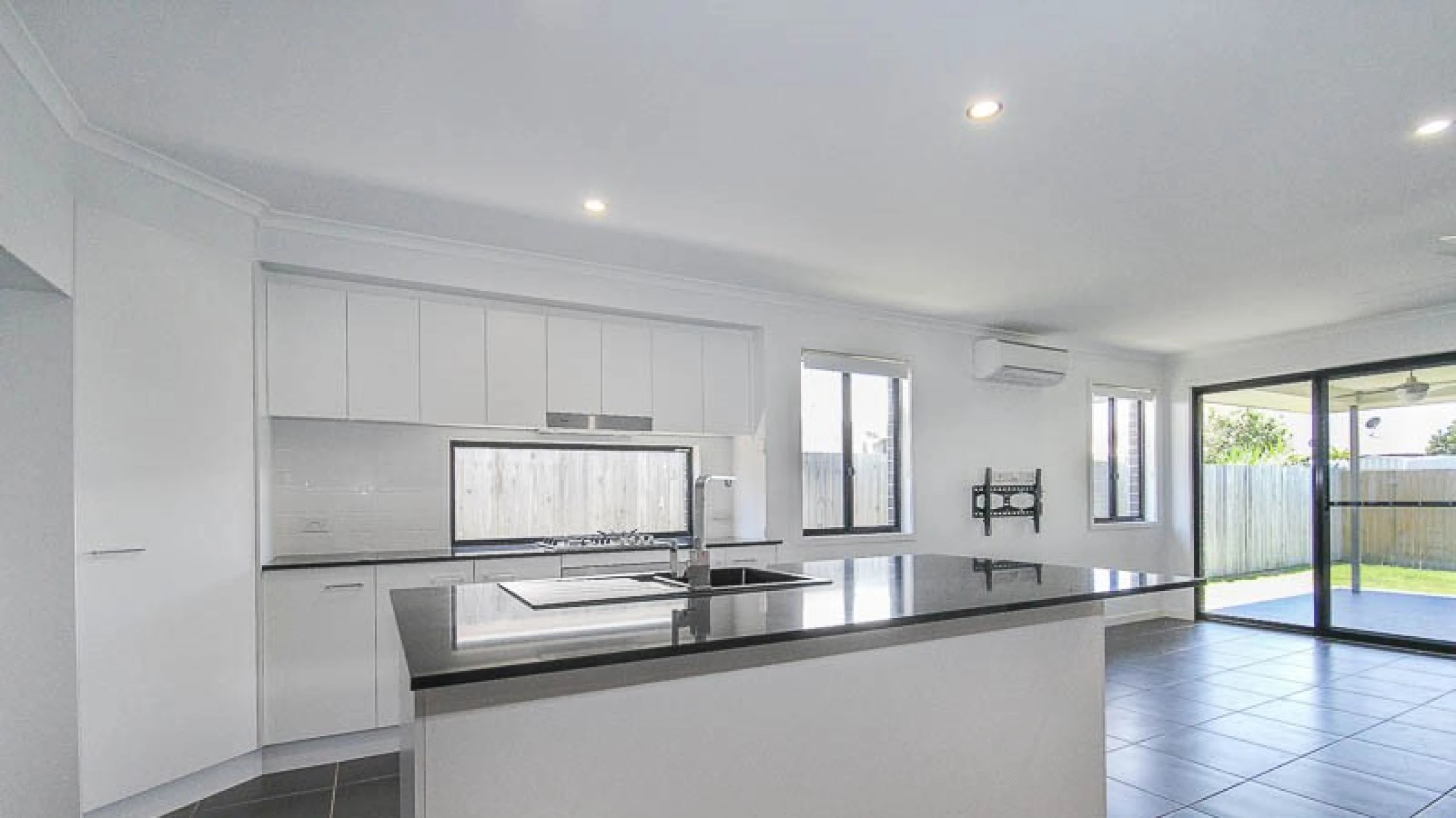 41 Bells Reach Drive, Caloundra West QLD 4551, Caloundra West - Thumbnail 4