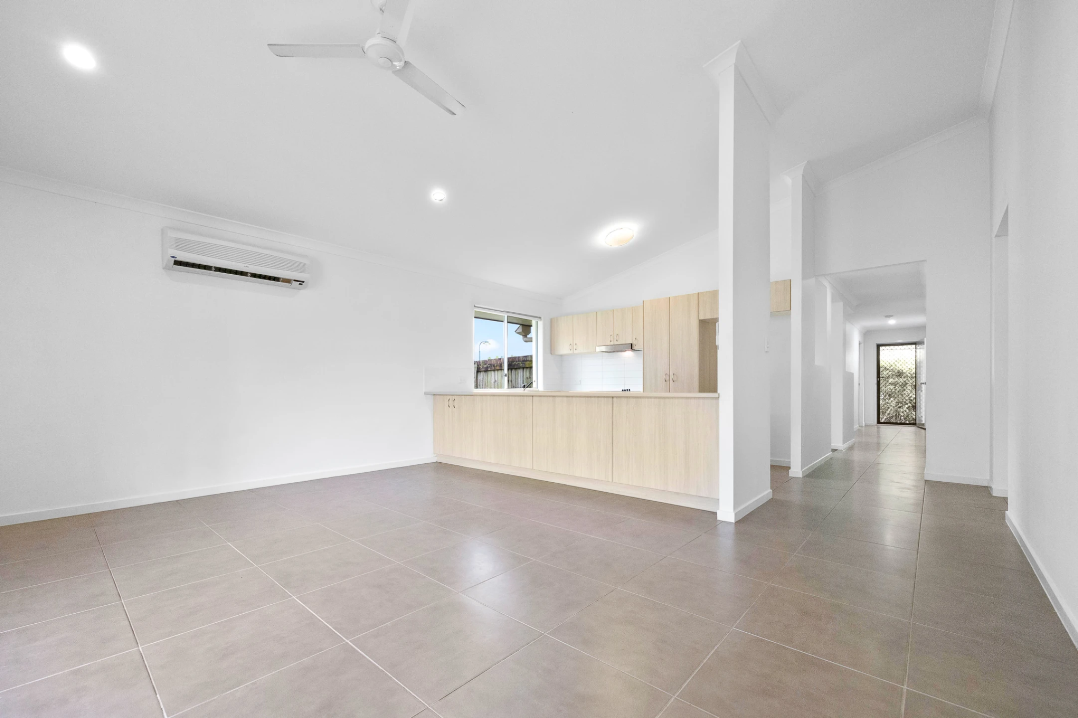 7 Pepper Tree Way, Beerwah QLD 4519, Beerwah - Thumbnail 2