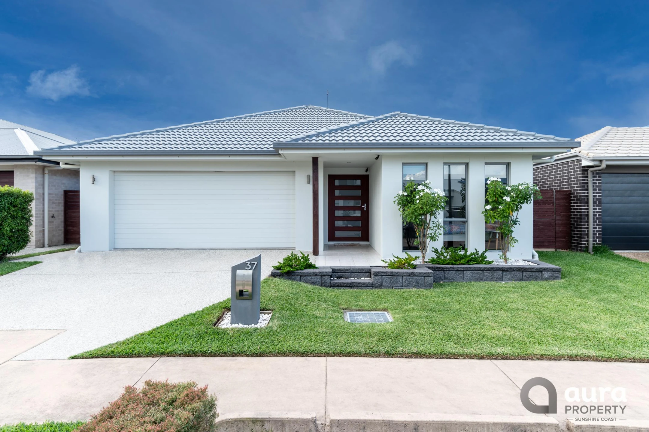 Property enquiry form background image
