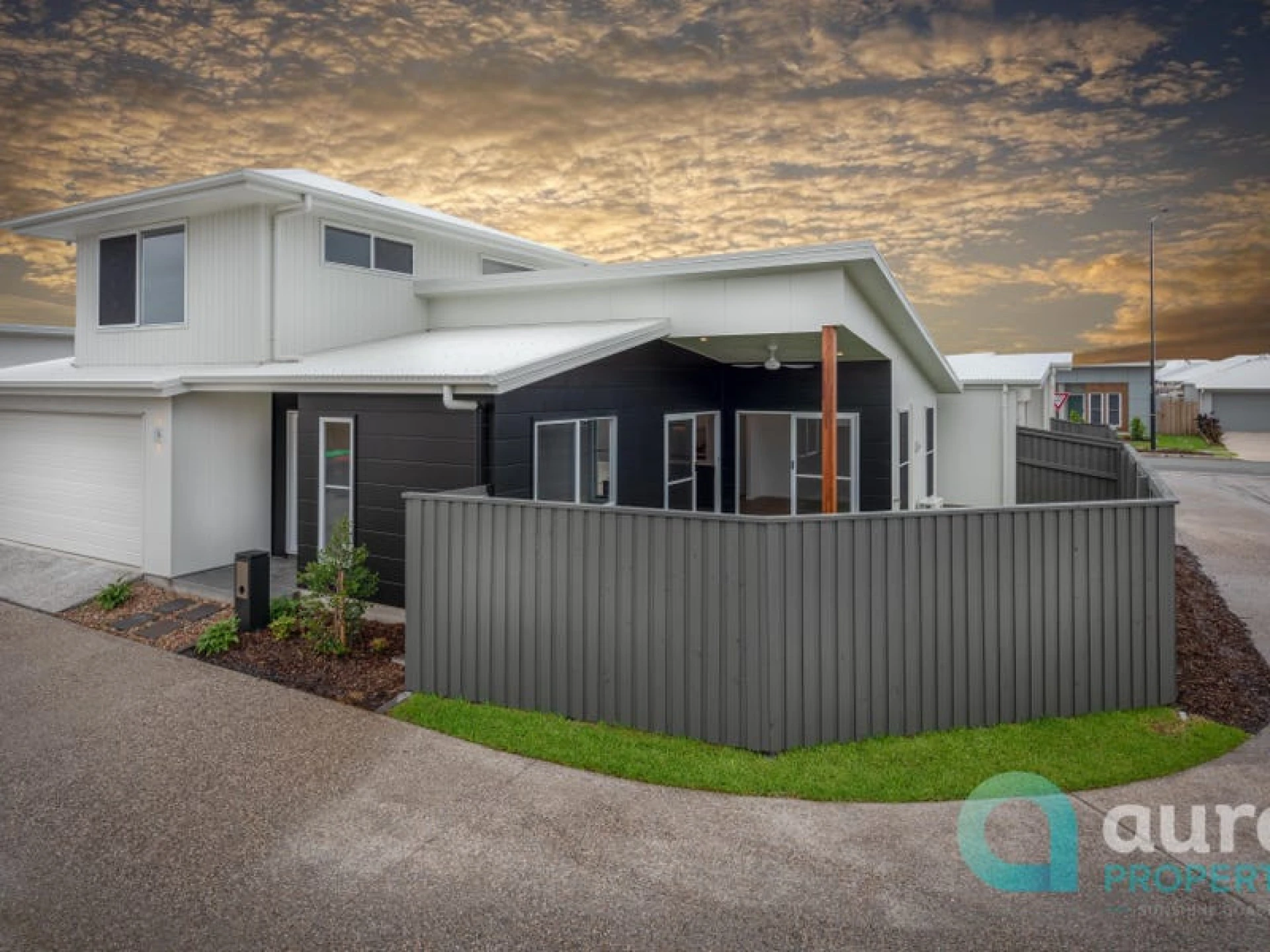 Property enquiry form background image