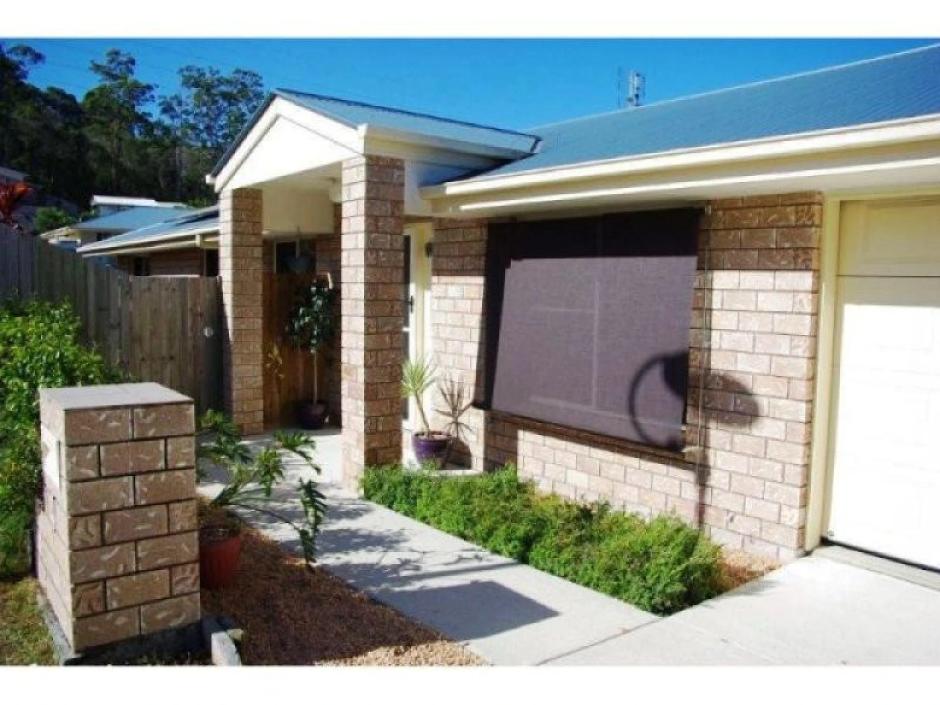 Property enquiry form background image