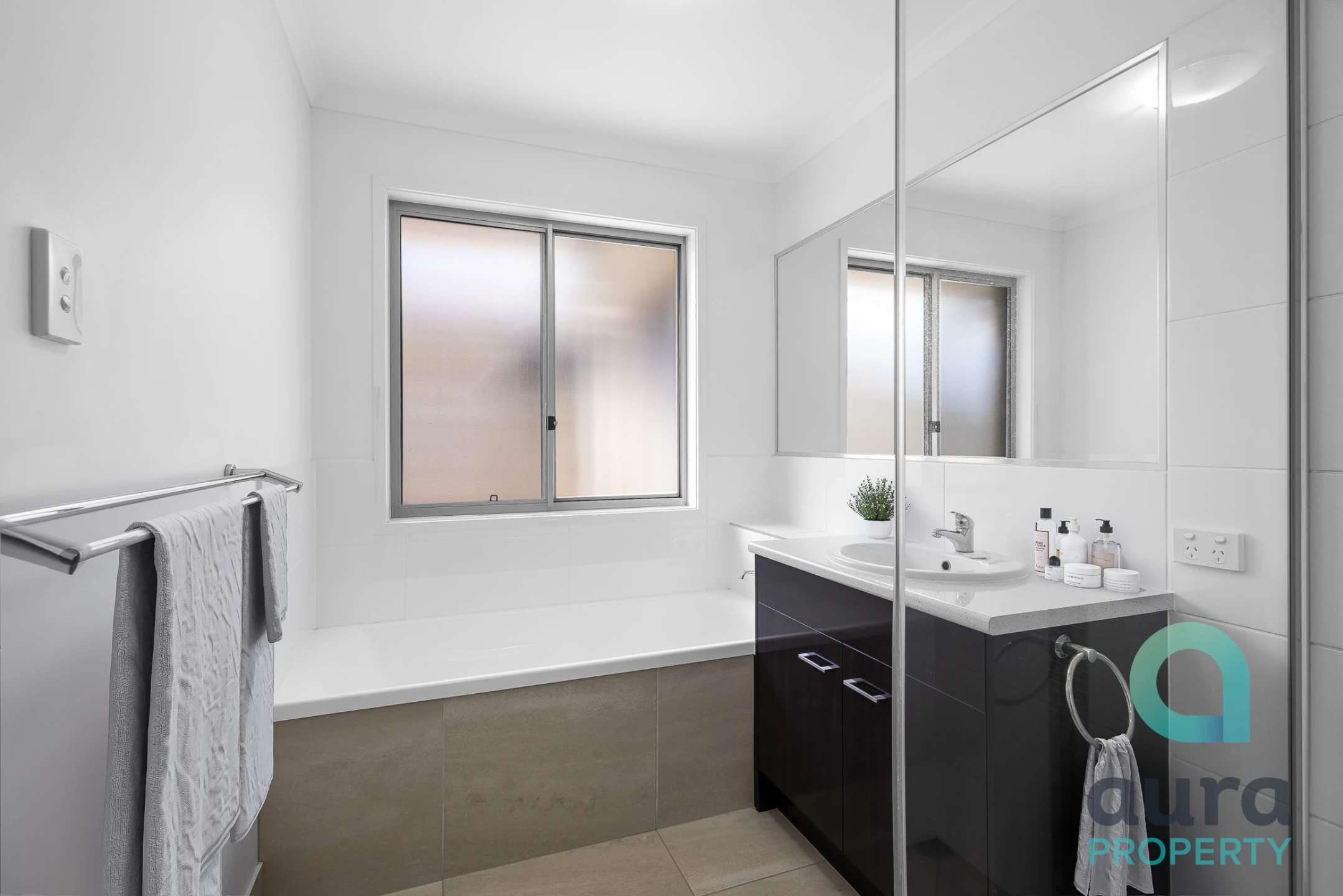 19 Cyan Street, Caloundra West QLD 4551, Caloundra West - Thumbnail 8