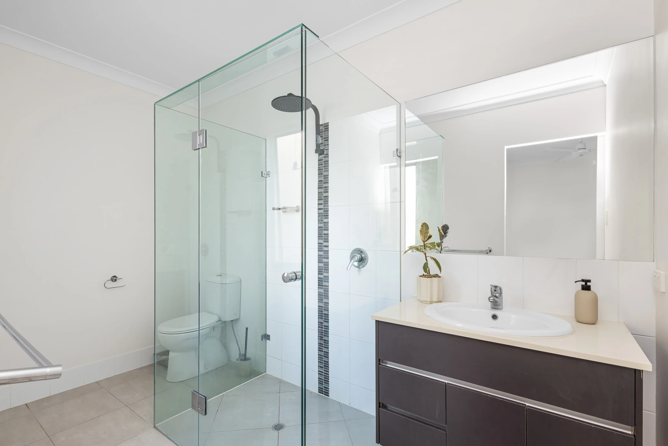 18 Copper Crescent, Caloundra West QLD 4551, Caloundra West - Thumbnail 4