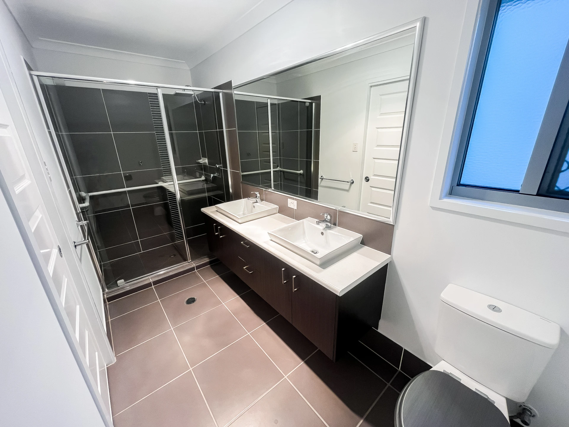 33 Sapphire Street, Caloundra West QLD 4551, Caloundra West - Thumbnail 7