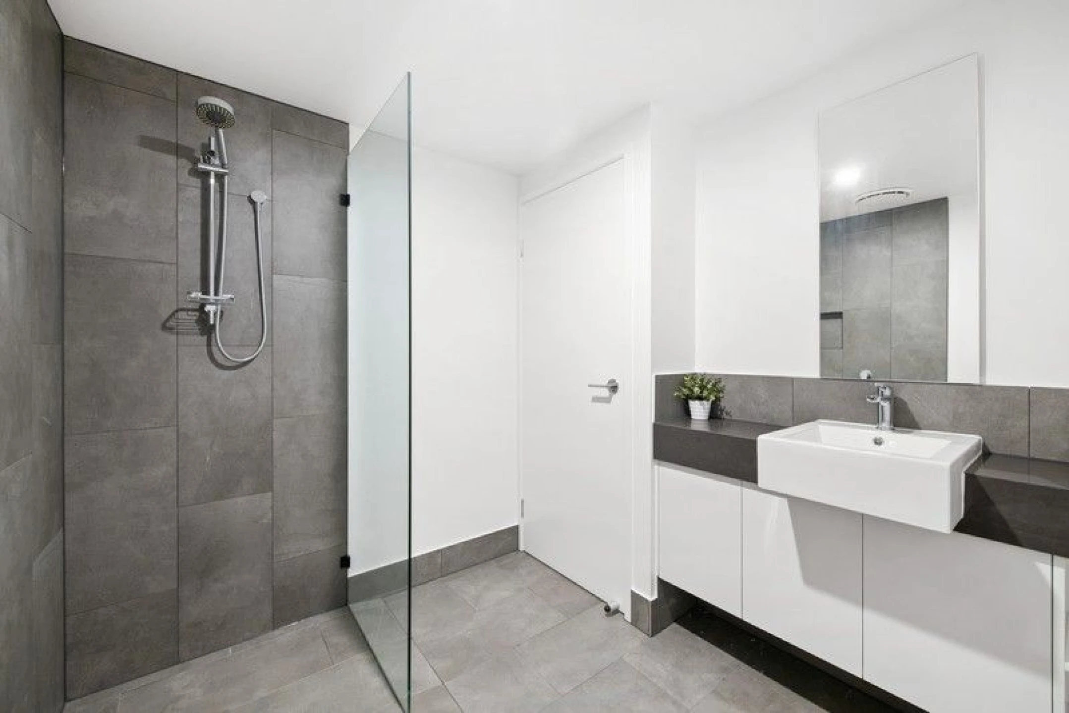 302 / 1 Waterside Retreat, Birtinya QLD 4575, Birtinya - Thumbnail 7