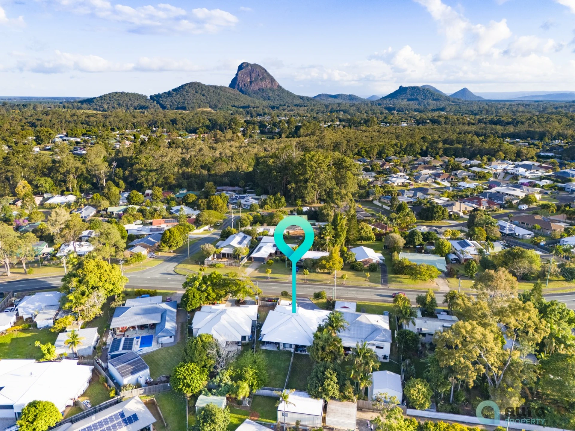 Property enquiry form background image