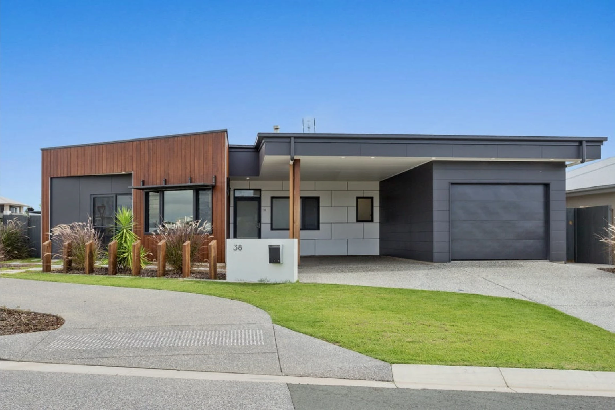38 Banks Crescent, Baringa QLD 4551, Baringa - Thumbnail 2