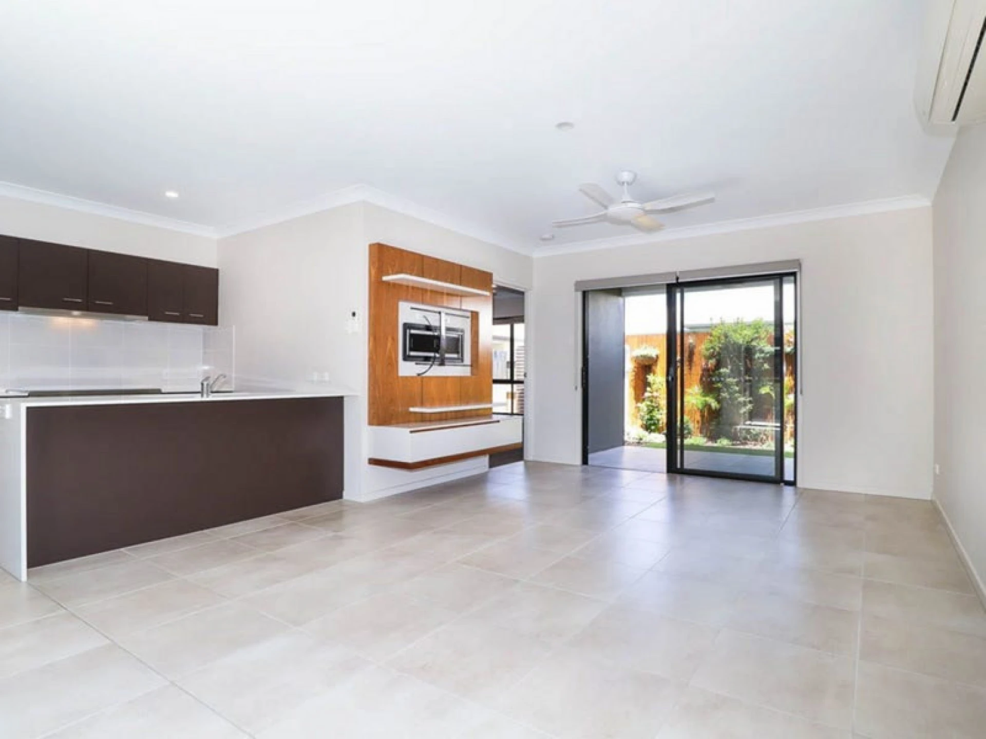 4 Chestnut Crescent, Caloundra West QLD 4551, Caloundra West - Thumbnail 7