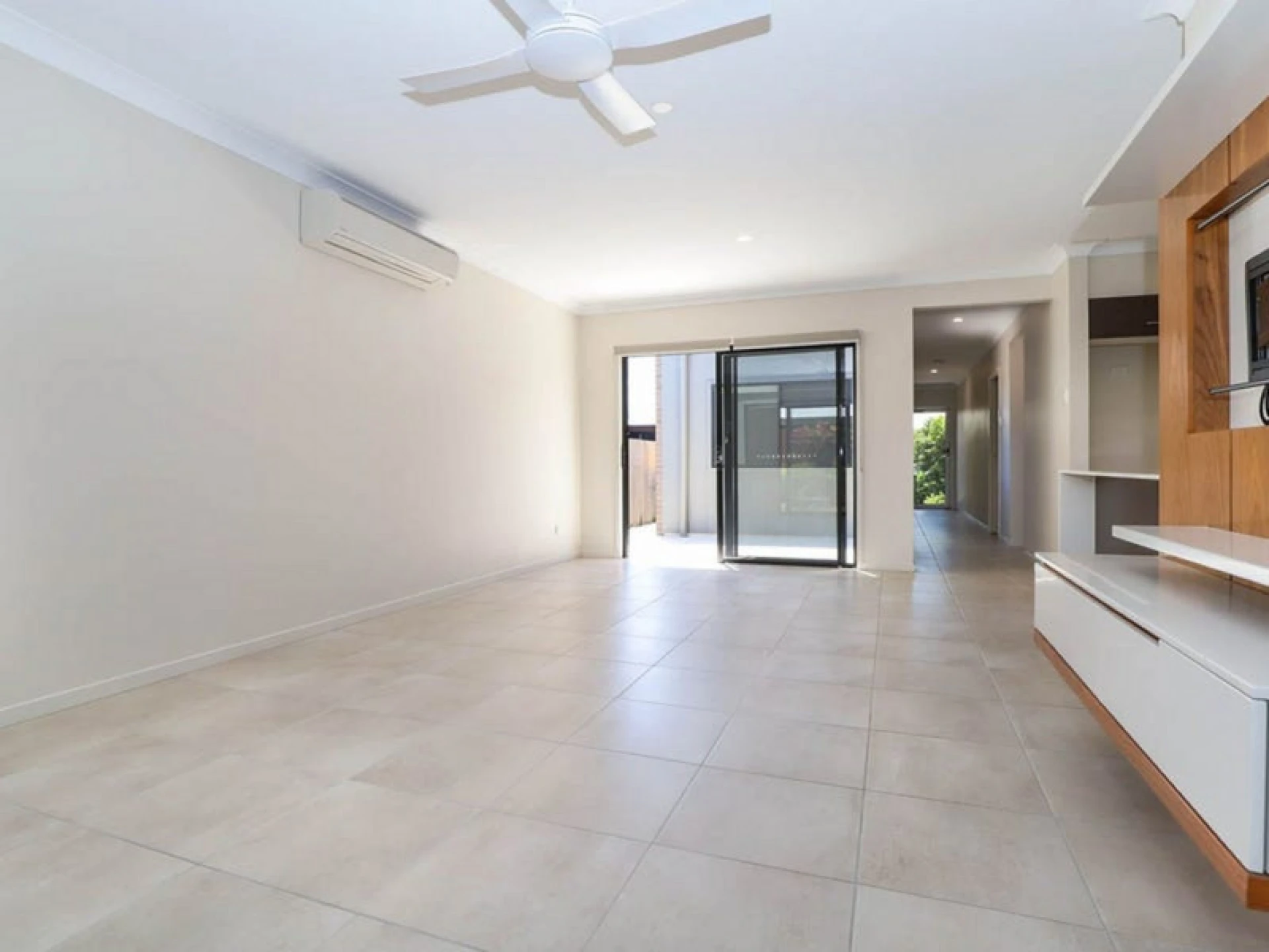 4 Chestnut Crescent, Caloundra West QLD 4551, Caloundra West - Thumbnail 4