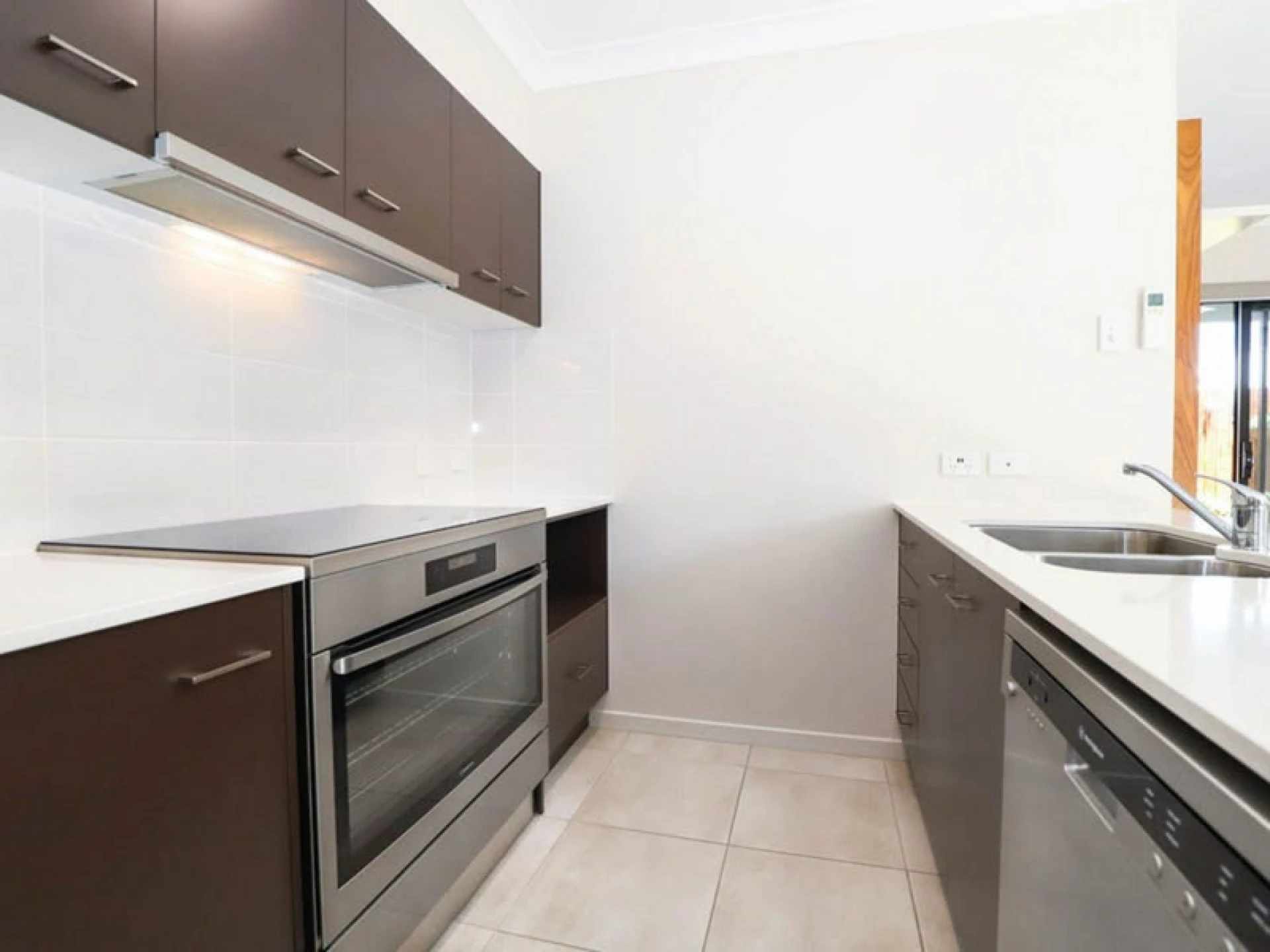 4 Chestnut Crescent, Caloundra West QLD 4551, Caloundra West - Thumbnail 2