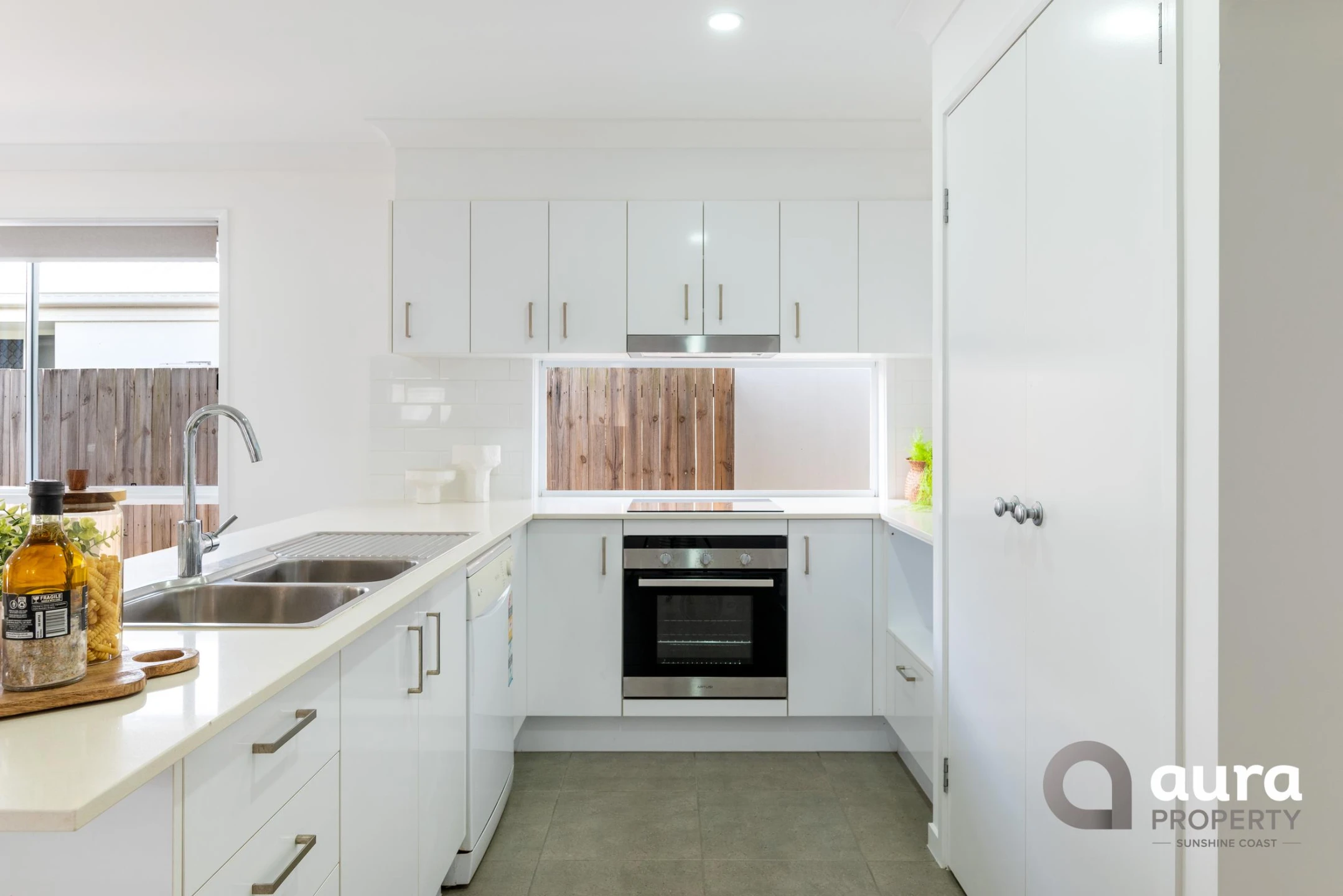 19 Adelaide Circuit, Baringa QLD 4551, Baringa - Thumbnail 6