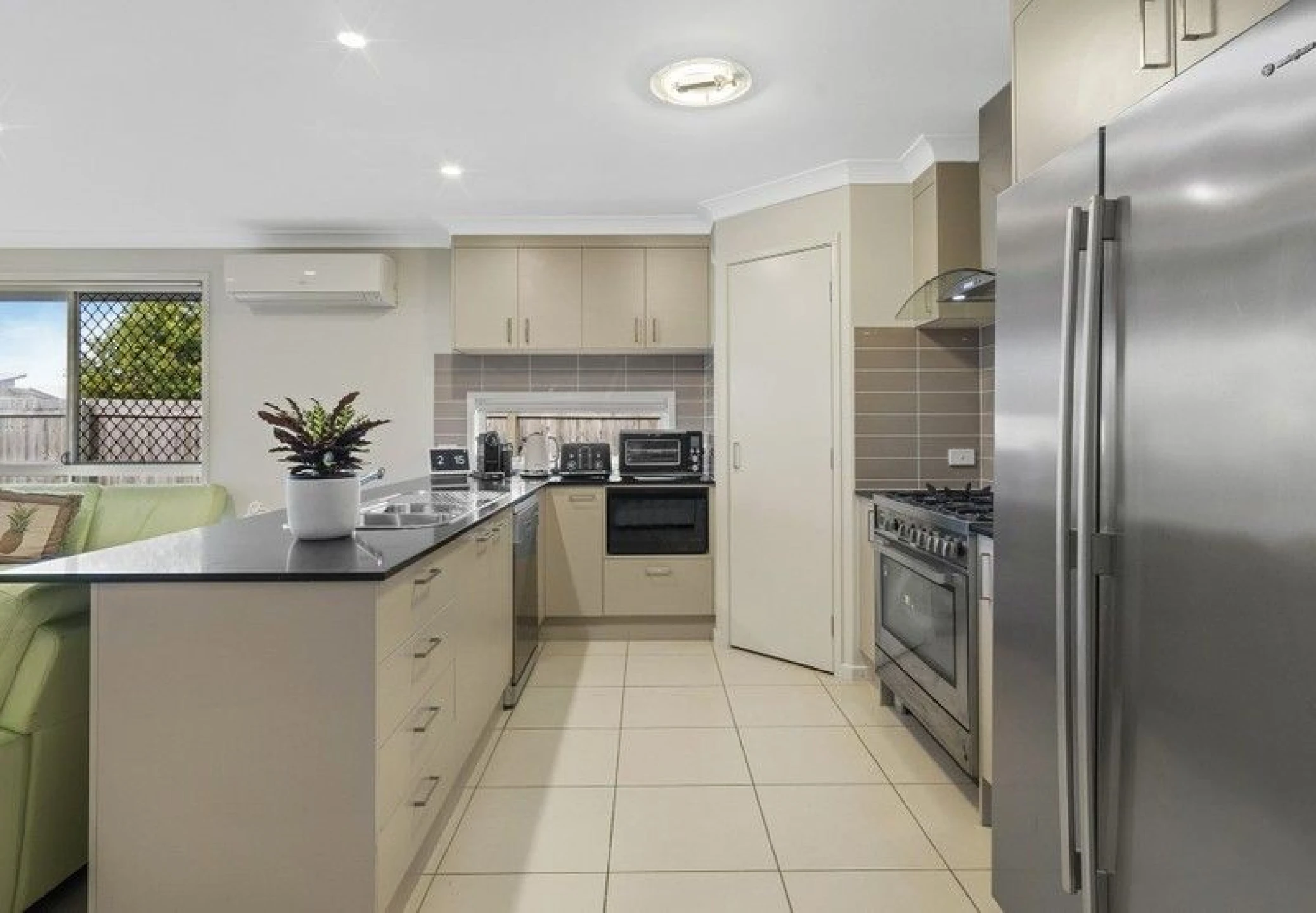 1 Mantis Crescent, Caloundra West QLD 4551, Caloundra West - Thumbnail 7