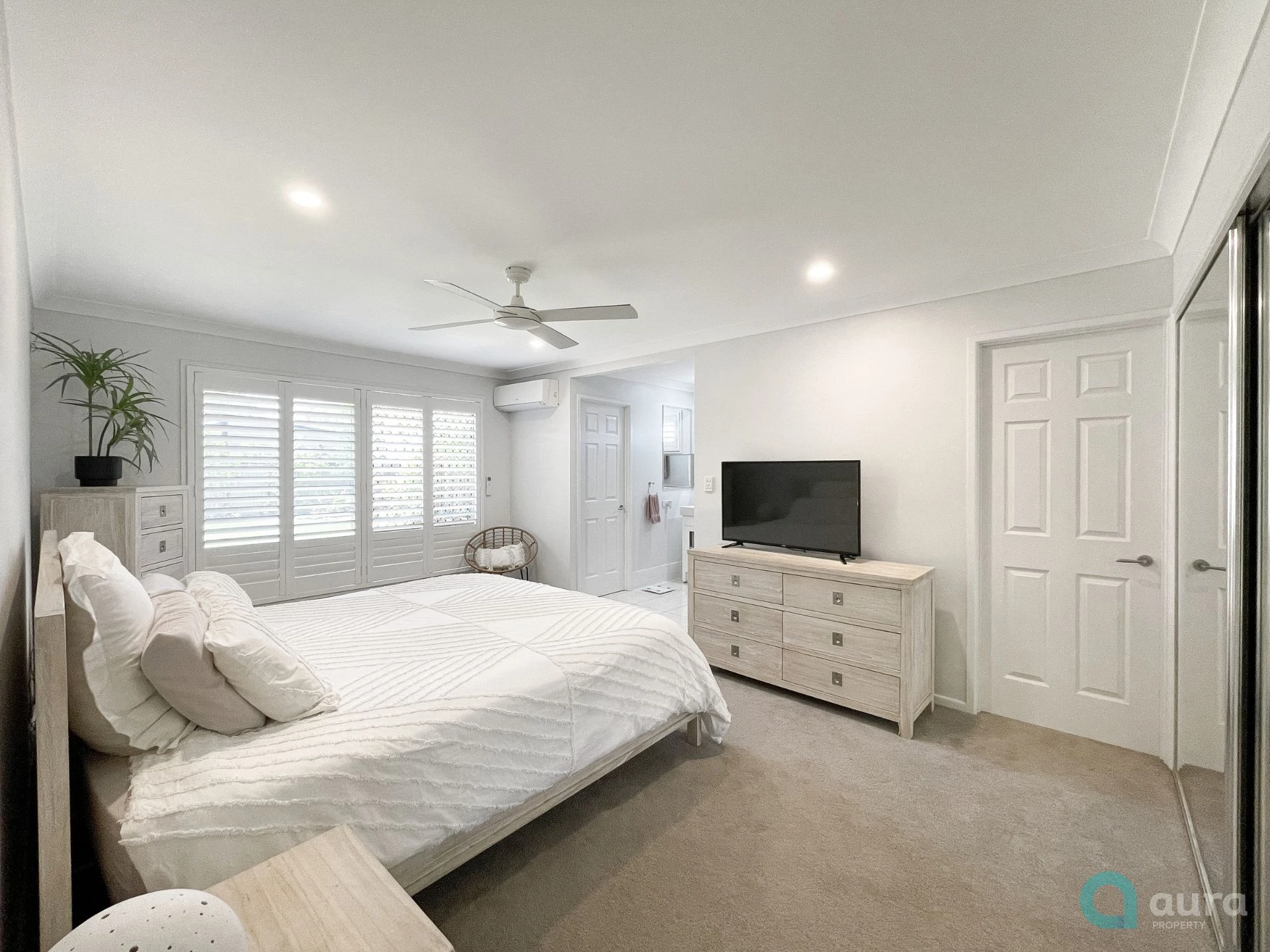 11 Wheeler Crescent, Caloundra West QLD 4551, Caloundra West - Thumbnail 4
