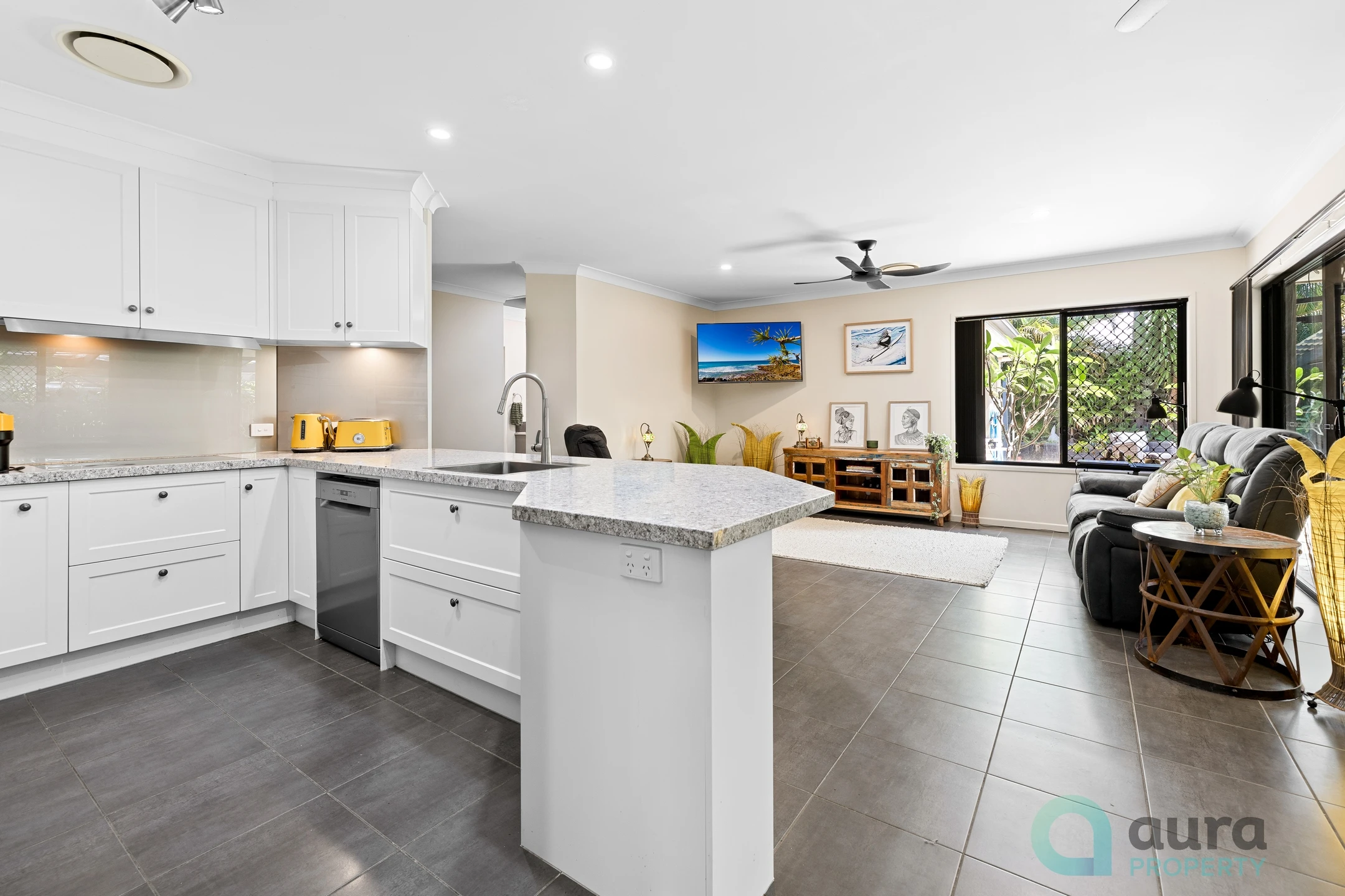 17 Maidenhair Drive, Beerwah QLD 4519, Beerwah - Thumbnail 7