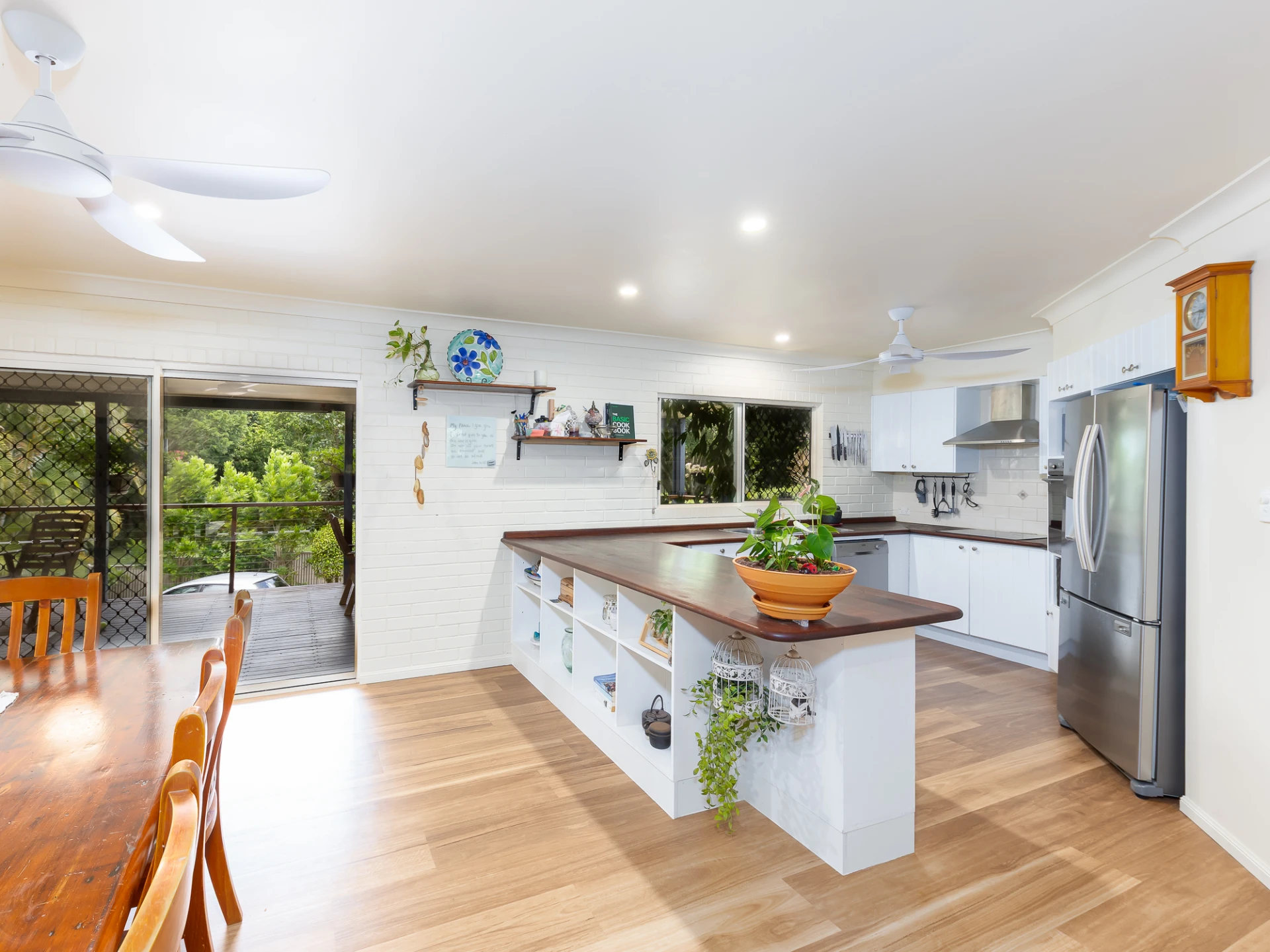 8 Kooralbyn Court, Nambour QLD 4560, Nambour - Thumbnail 2