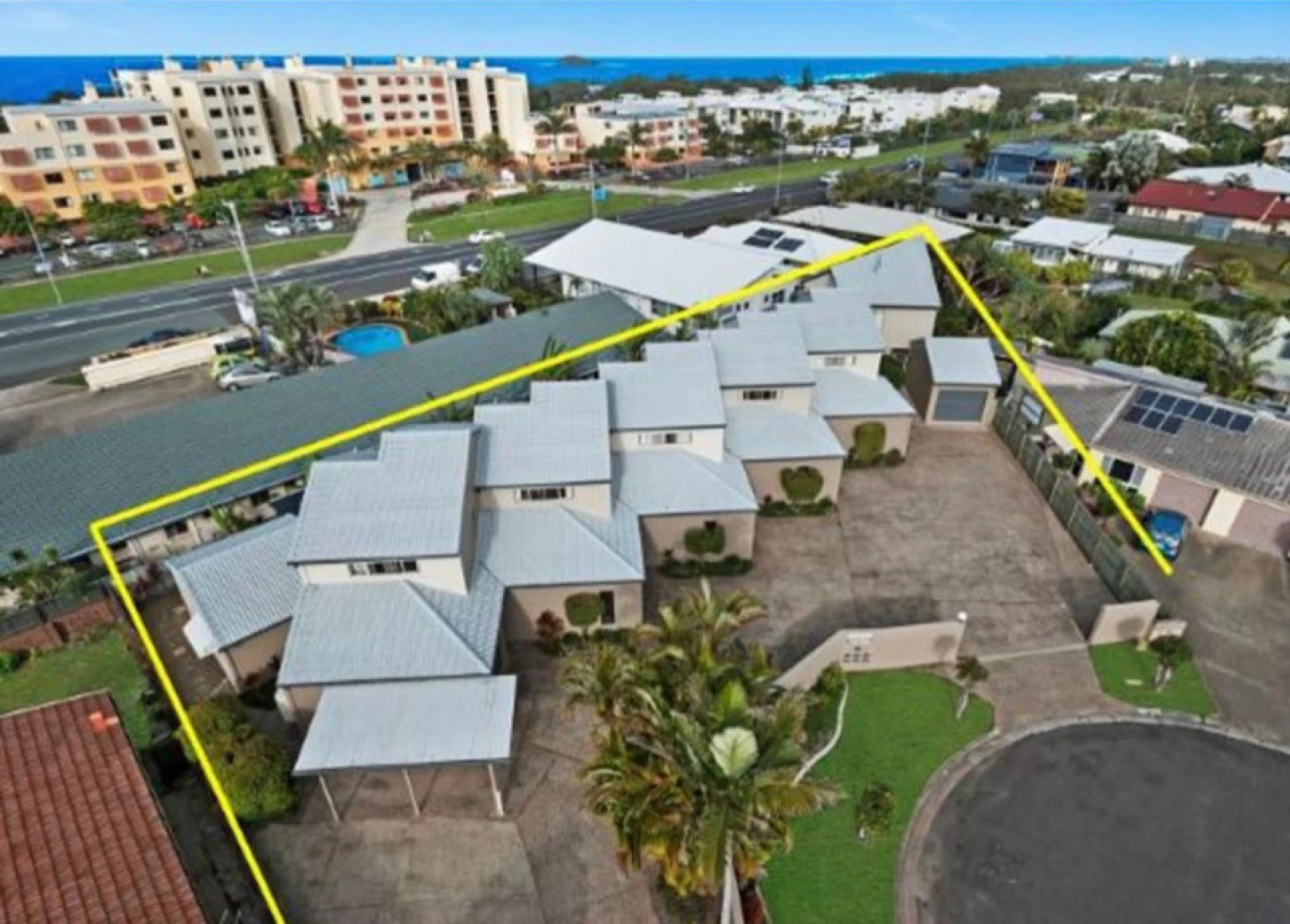 Property enquiry form background image