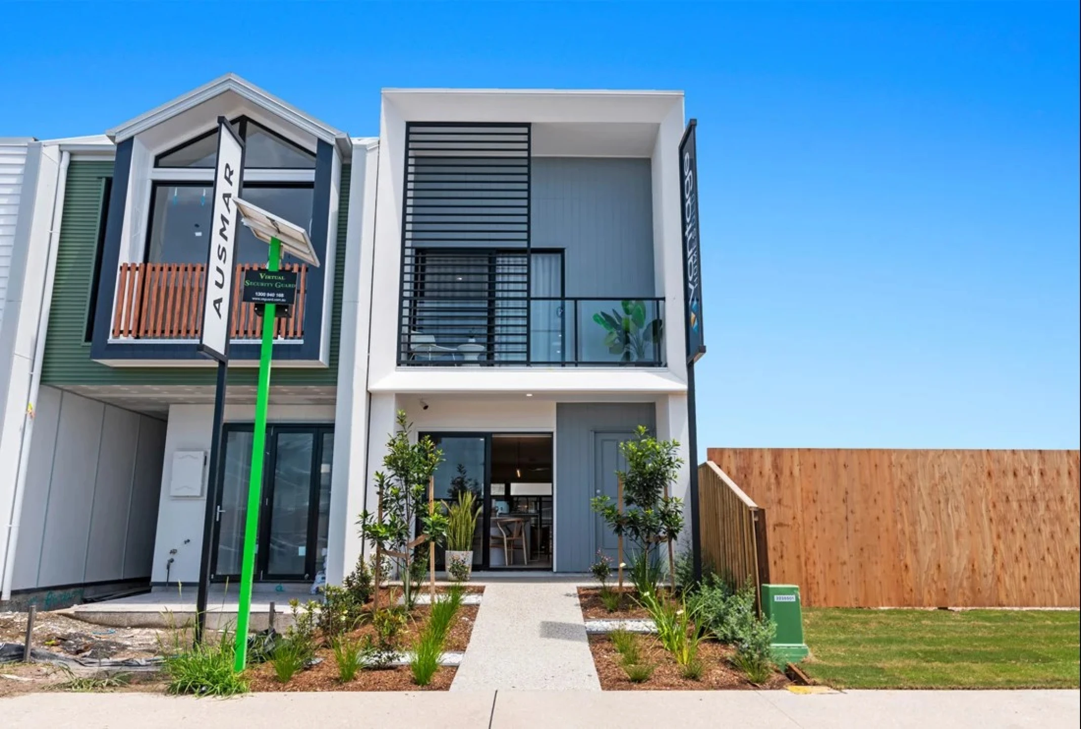 Property enquiry form background image