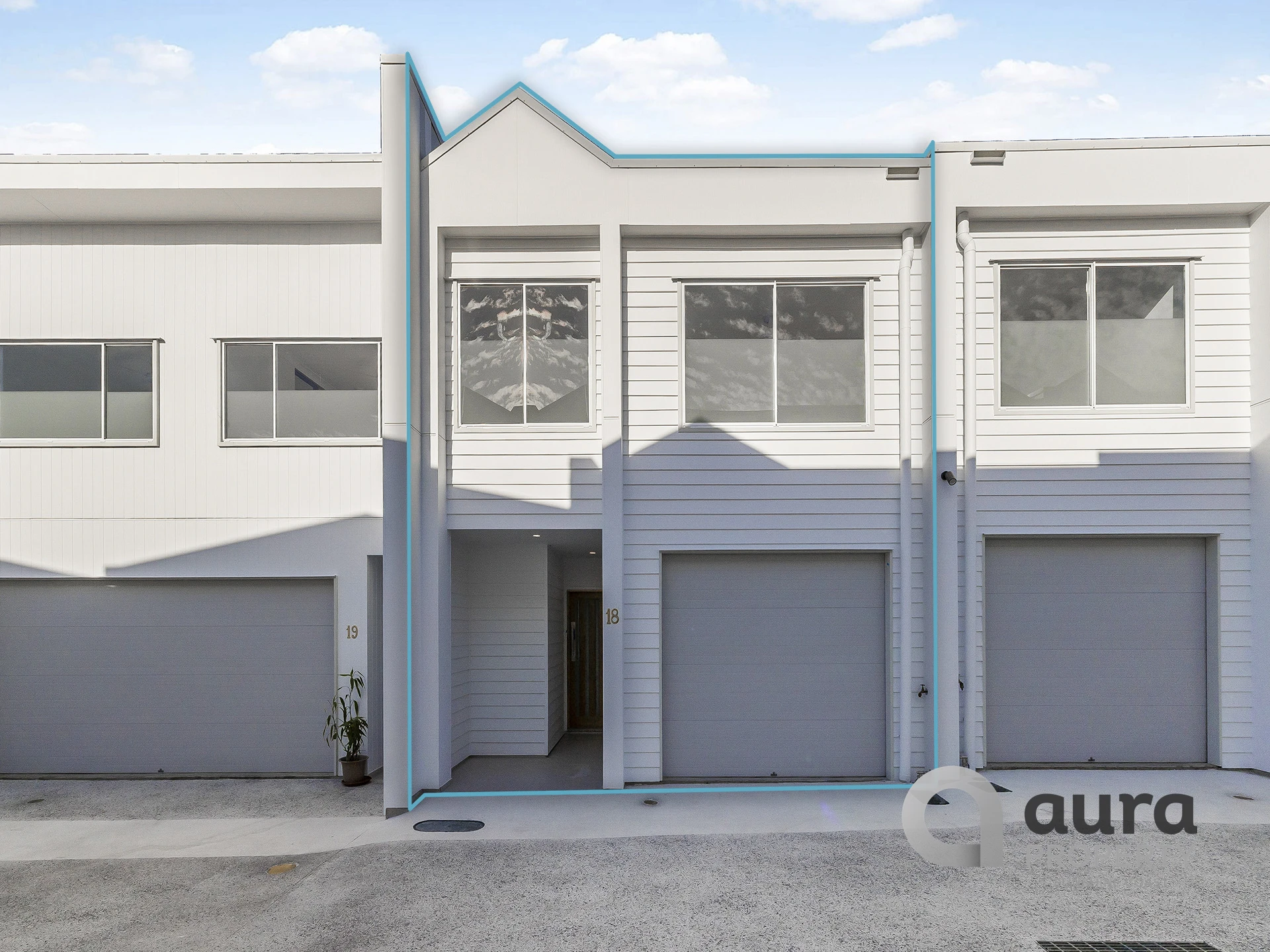 Property enquiry form background image