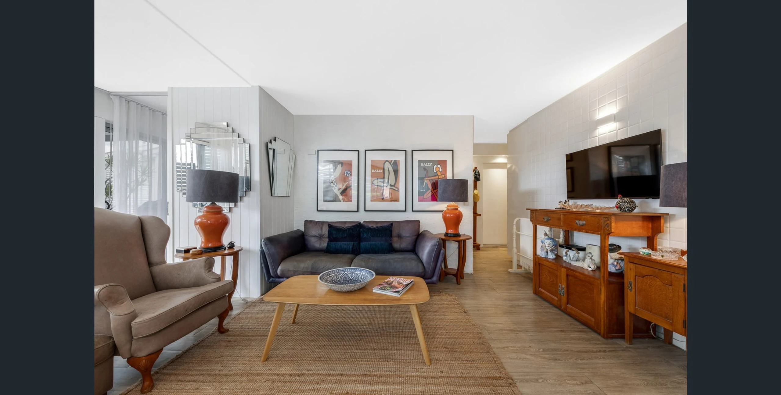 Property enquiry form background image