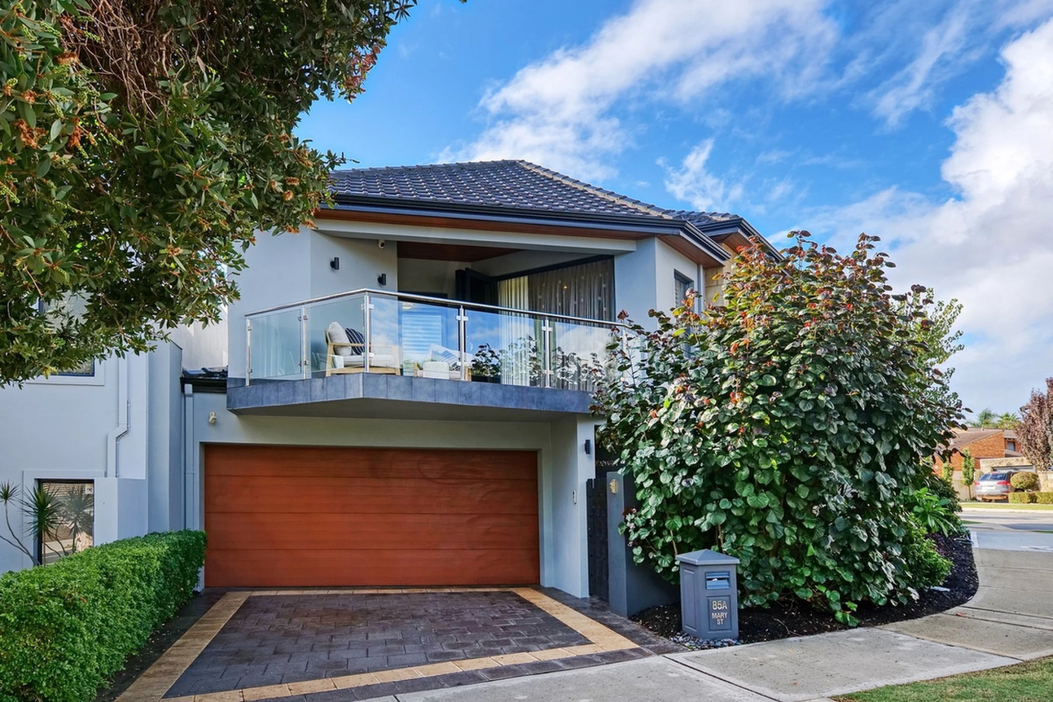 Property enquiry form background image