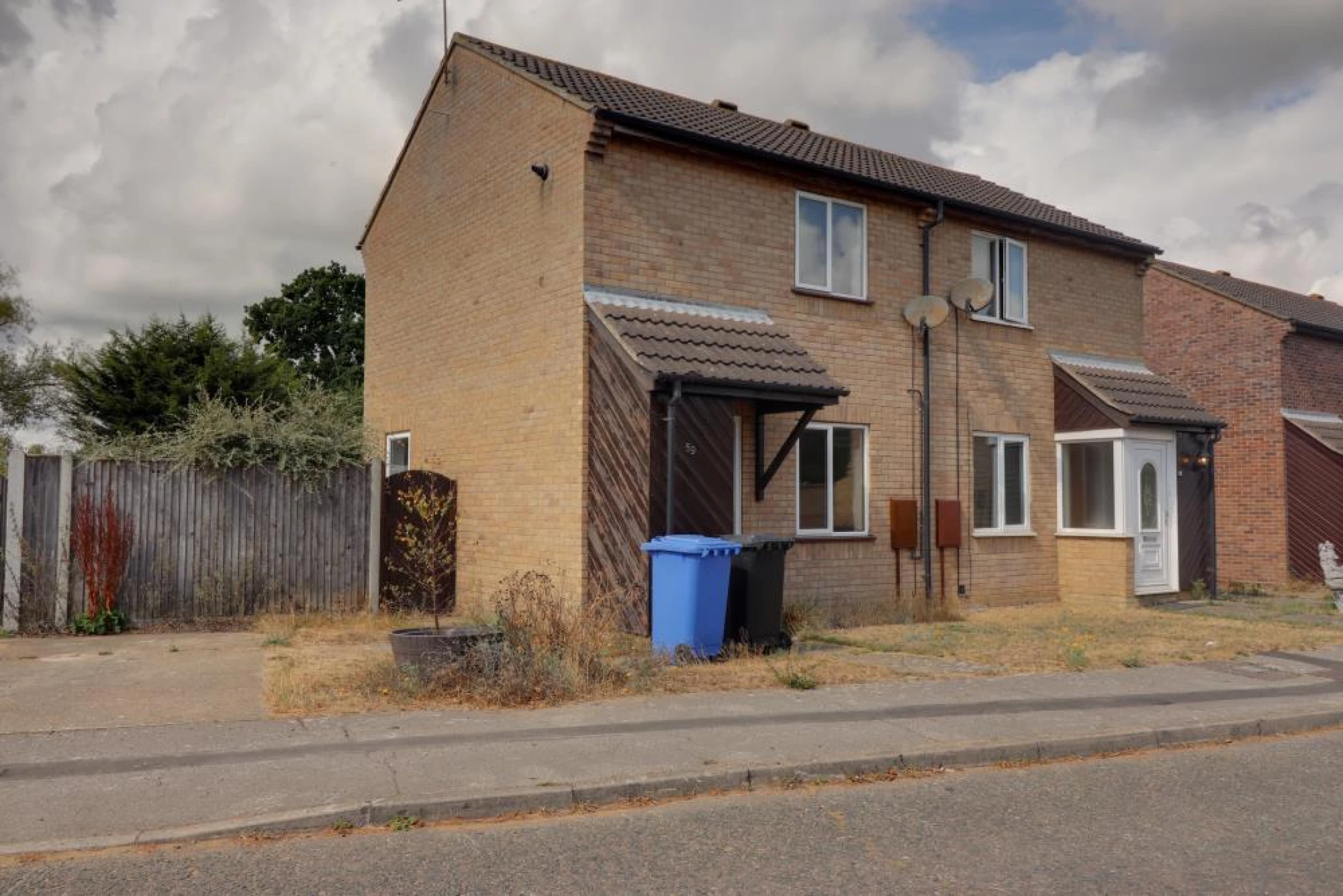 Property enquiry form background image